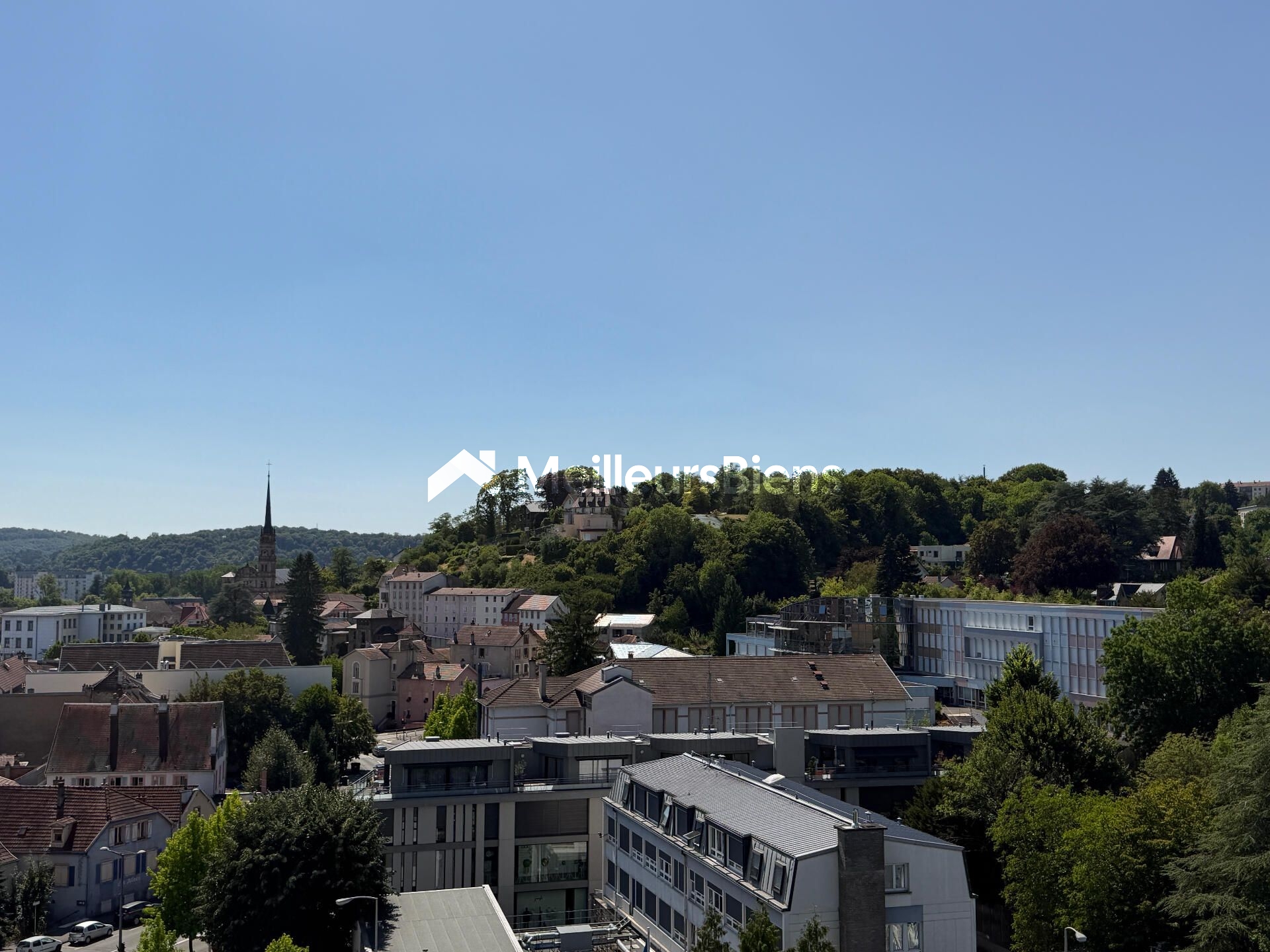 Appartement F4 d'une surface de 78 m² avec terrasse et garage à Montbéliard centre