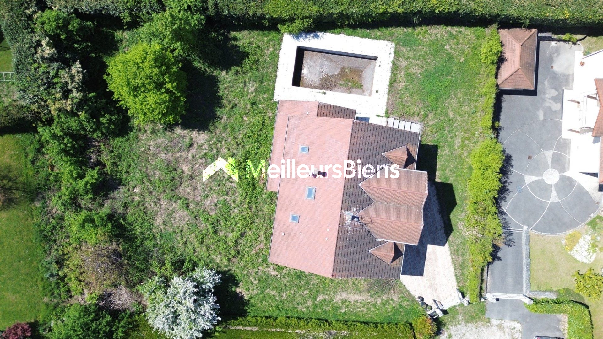 Neuvecelle 74500, maison familiale 7 pièces sur terrain de 1851 m²