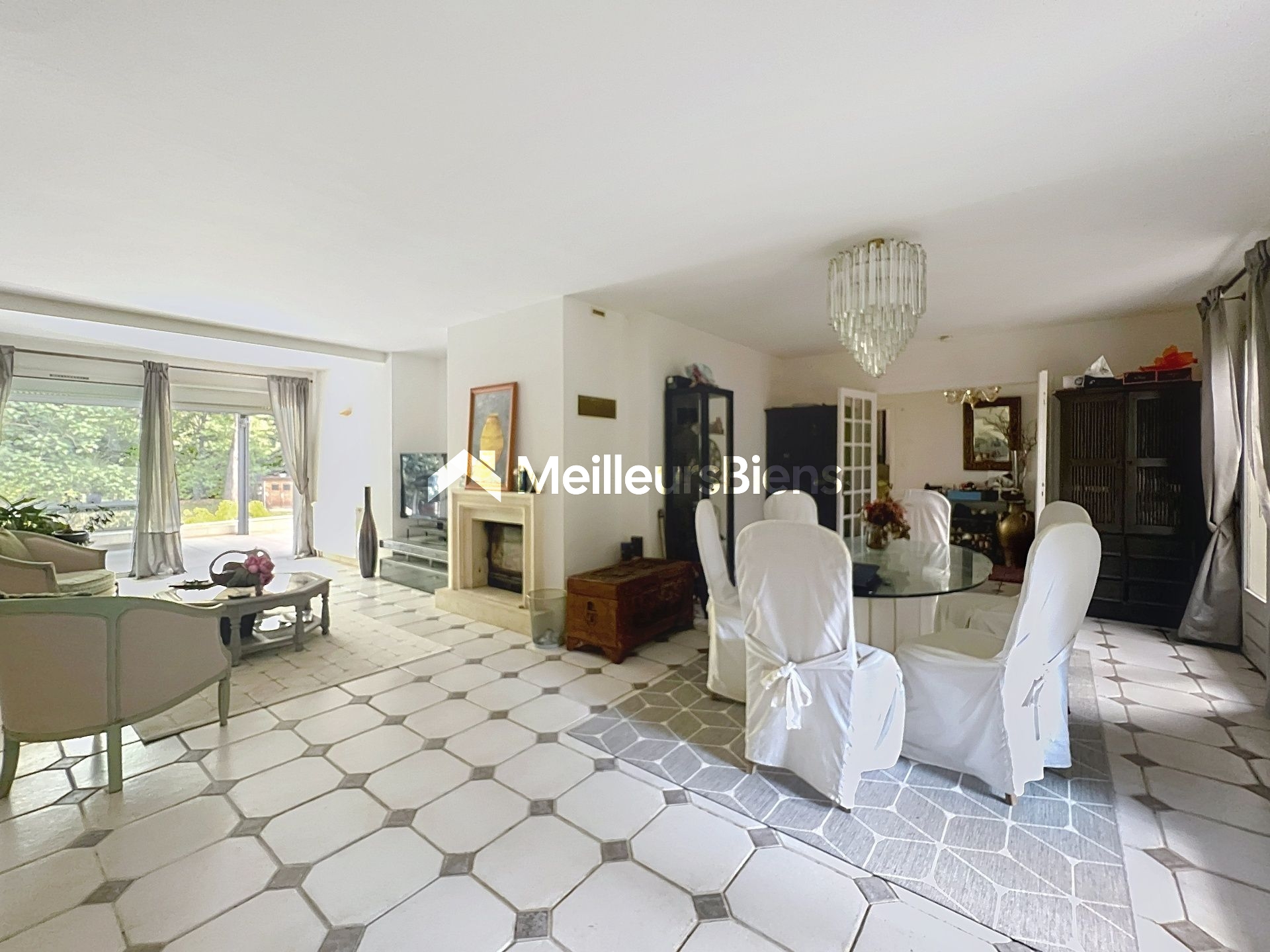 Maison 5 pièces 179m2 - Terrain 1552m2