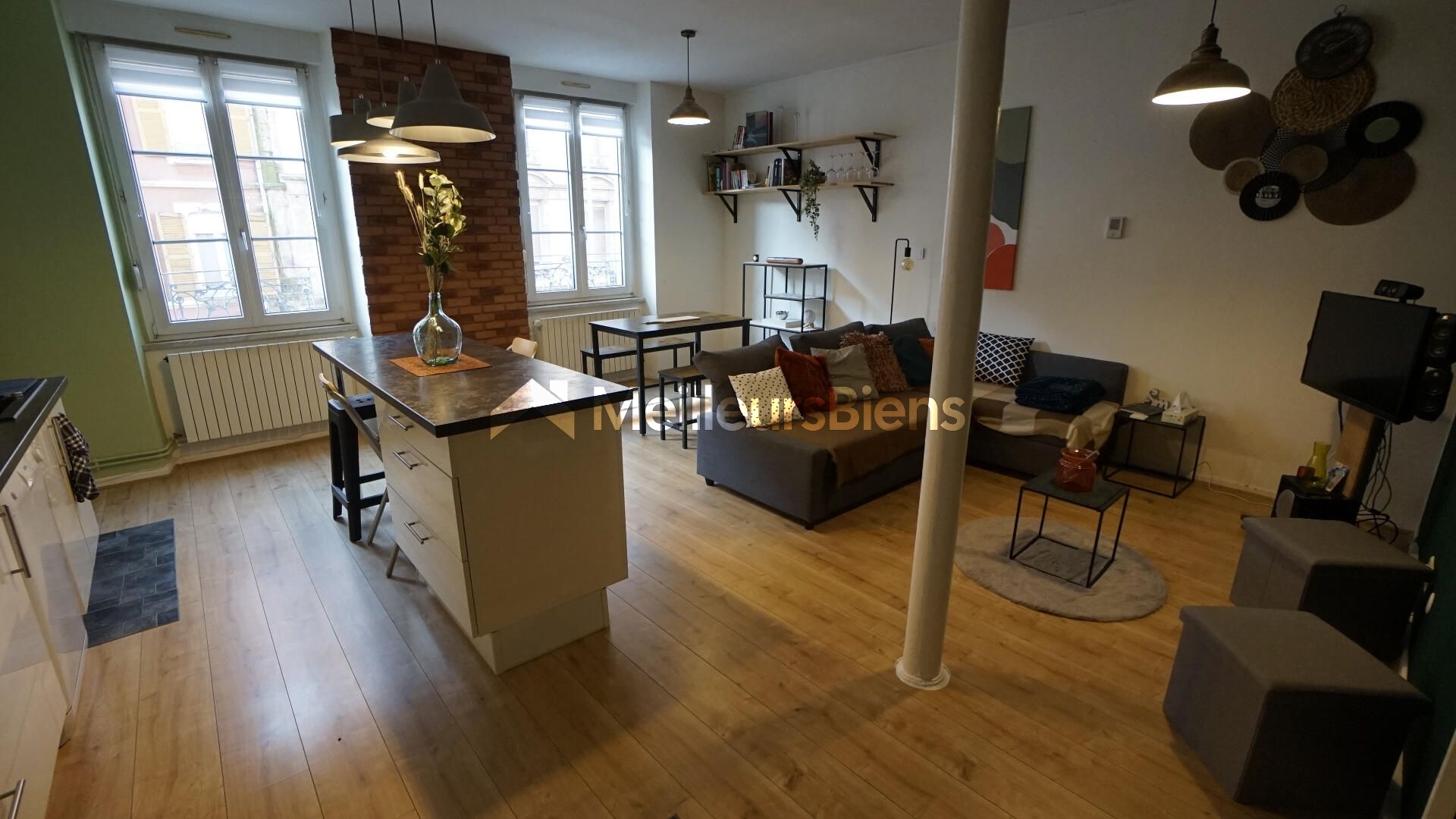 Appartement meublé  3 pièces de 68 m² à Belfort, 2 chambres