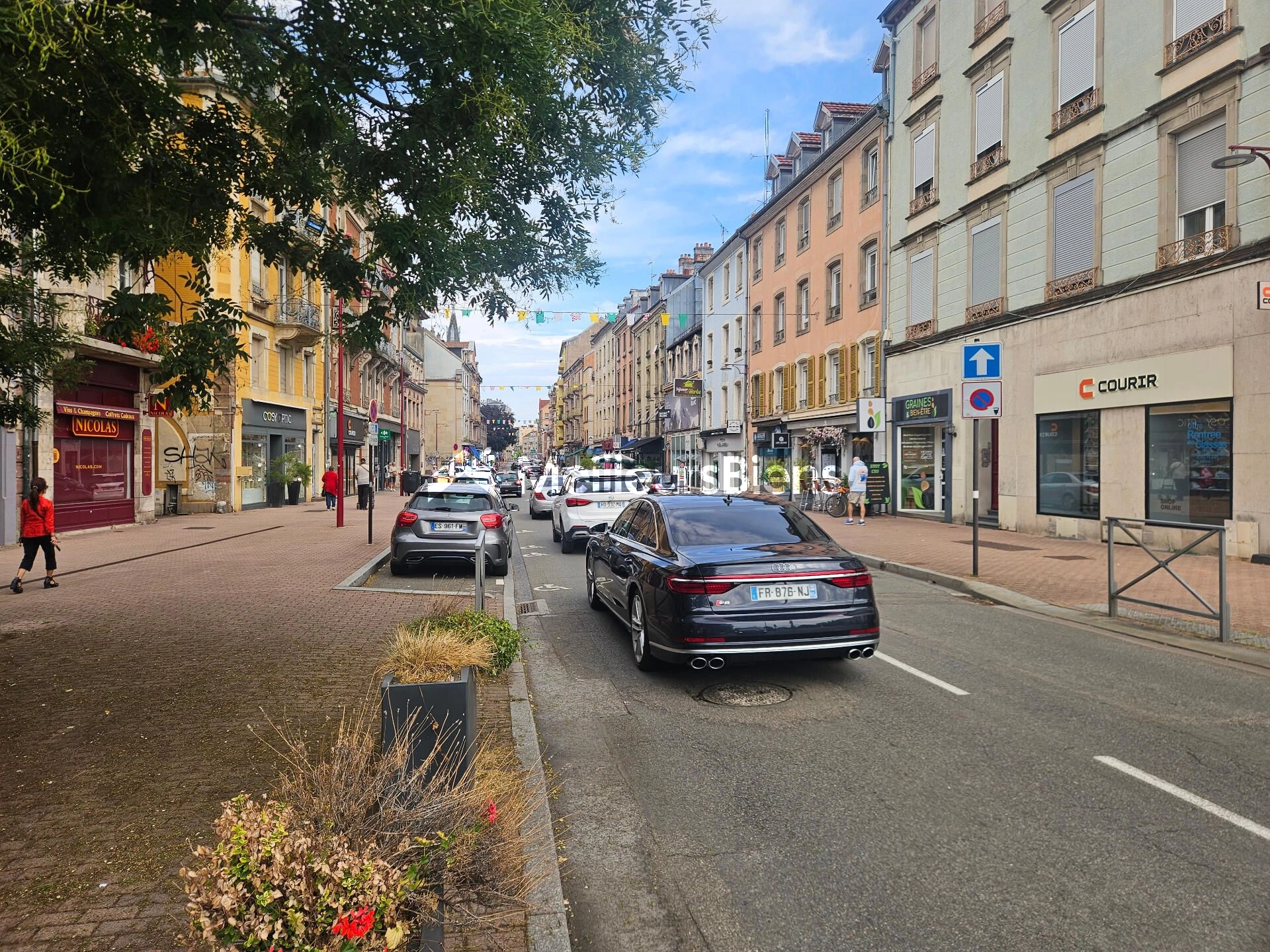 Opportunité Investissement immobilier à Belfort immeuble mixte 2 logements et commerce faubourg des Ancêtres