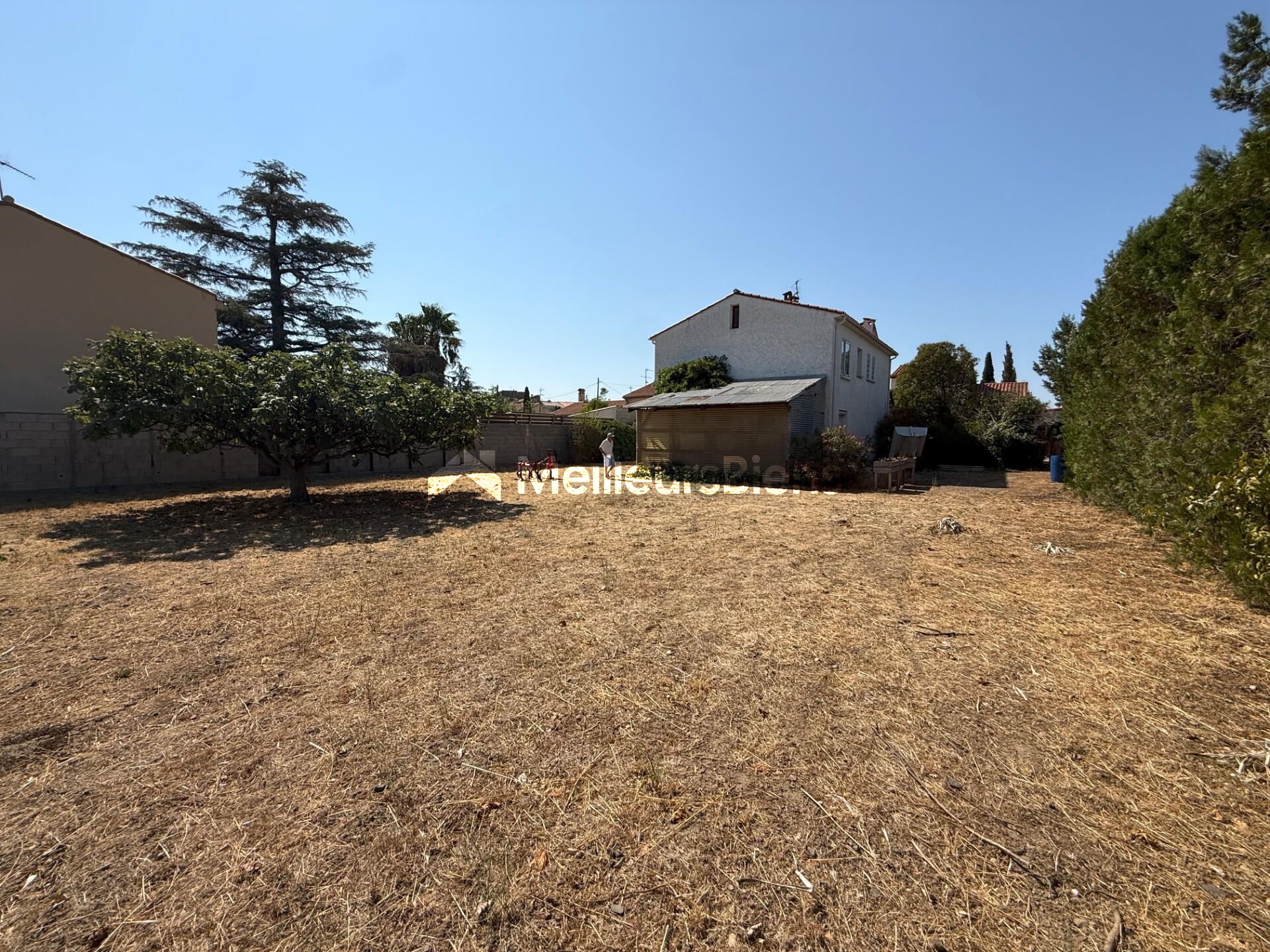 MAISON À RÉNOVER + TERRAIN CONSTRUCTIBLE – FORT POTENTIEL