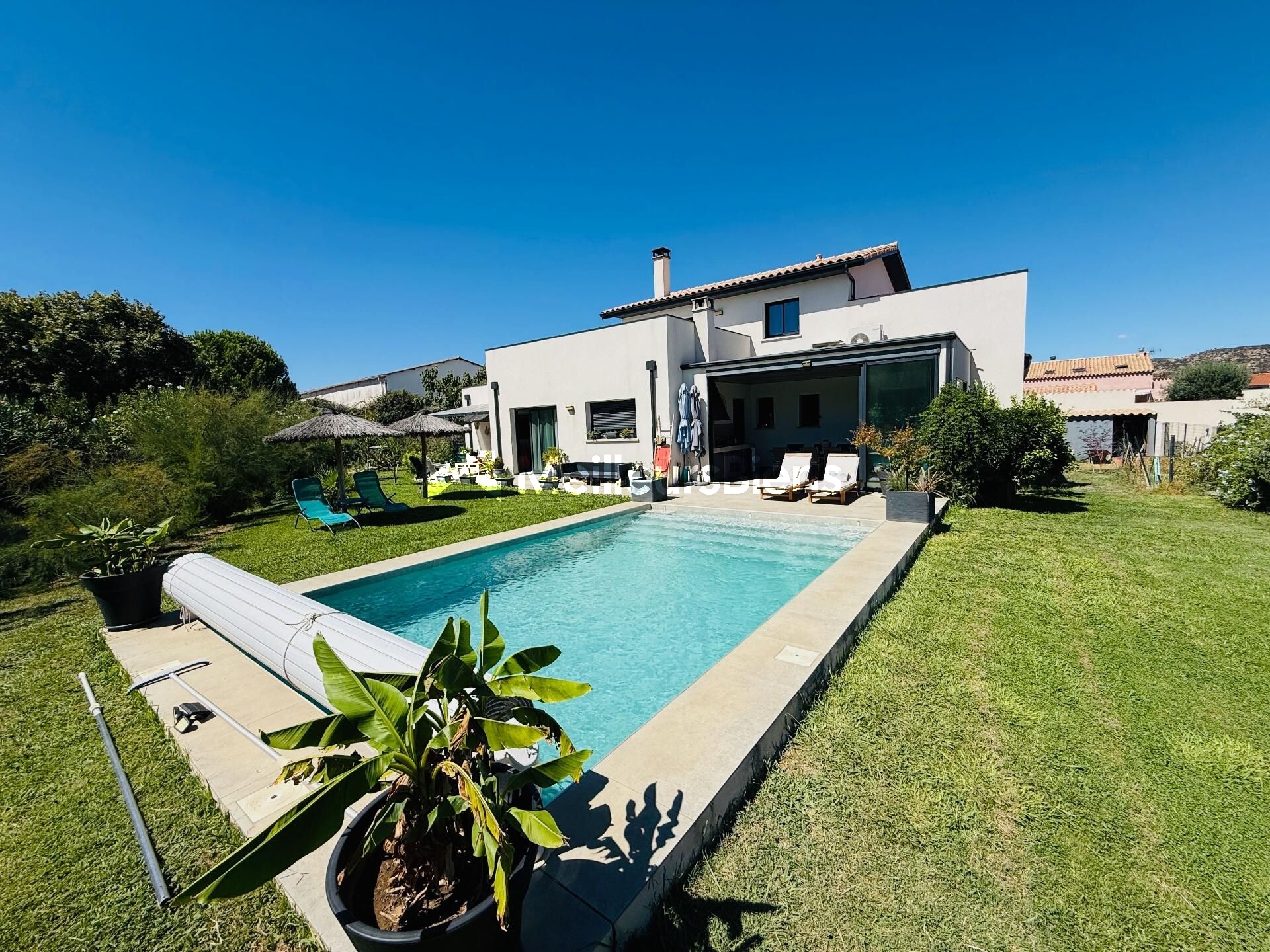 VILLA FAMILIALE 172M2 AVEC PISCINE