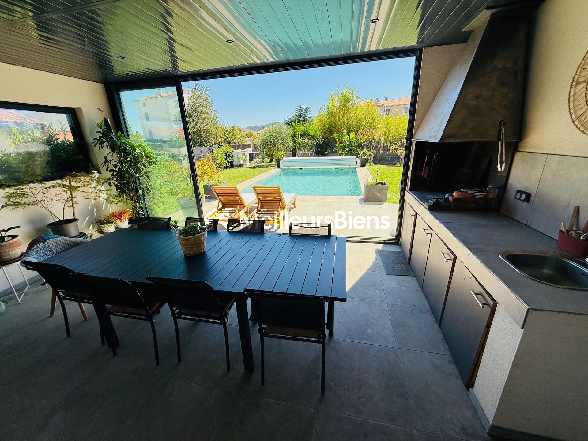 VILLA FAMILIALE 172M2 AVEC PISCINE