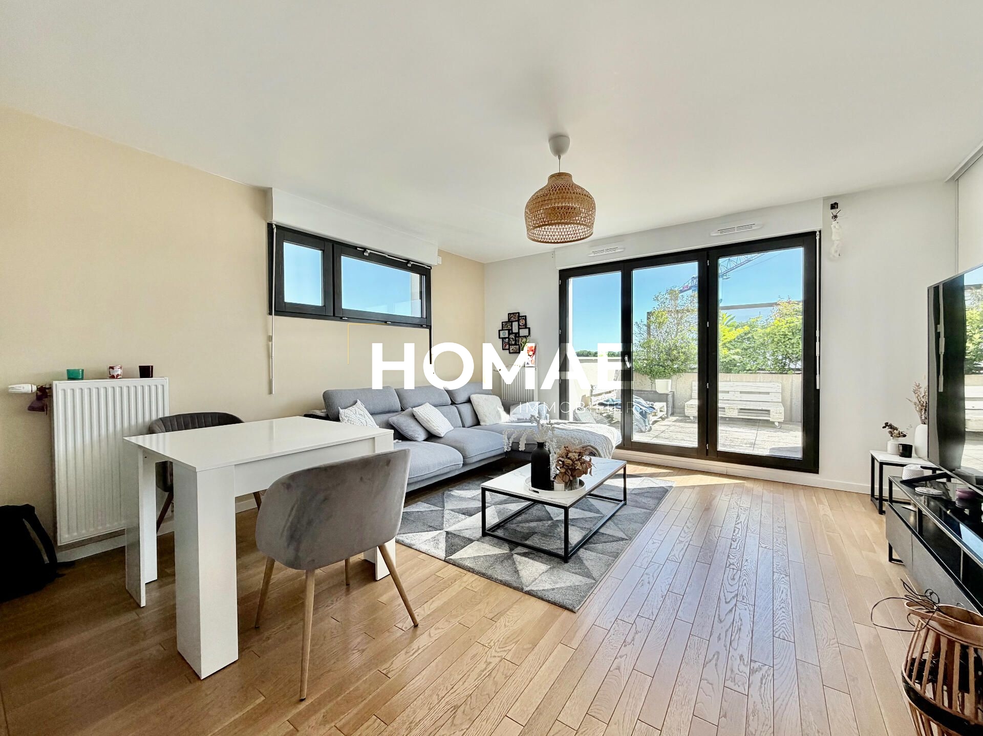 Saint-Cyr-l'École ZAC Renard - T3 traversant 65 m² avec terrasse 20 m², balcon et parking