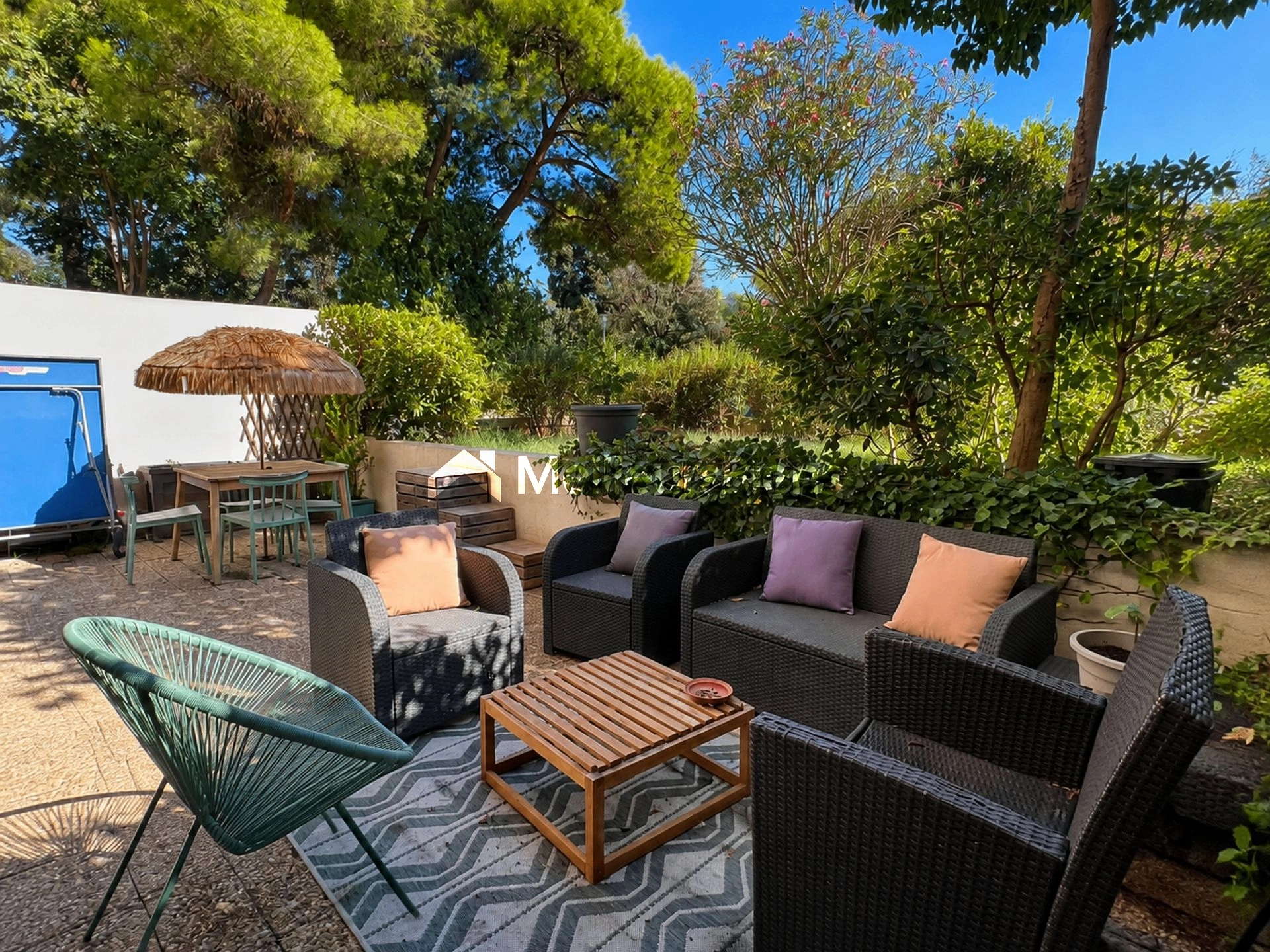 T4/T5 d’exception en rez-de-jardin avec vue dégagée de 108 m² à Marseille 13008
