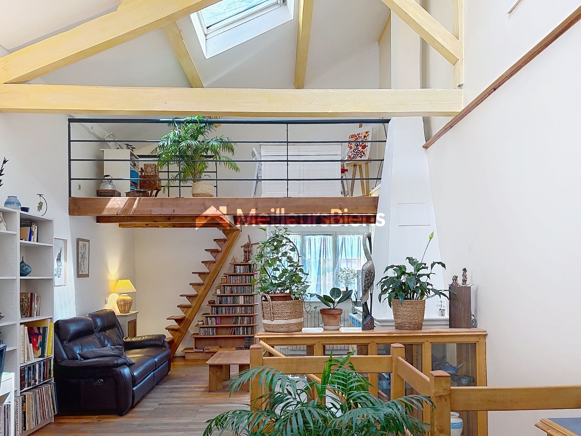 Maison atypique de 121 m² au calme absolu en centre-ville