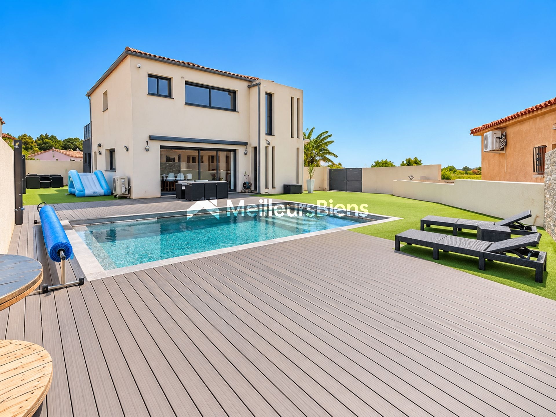 Maison T5 de 163 m² à Baixas parcelle 759 m² piscine