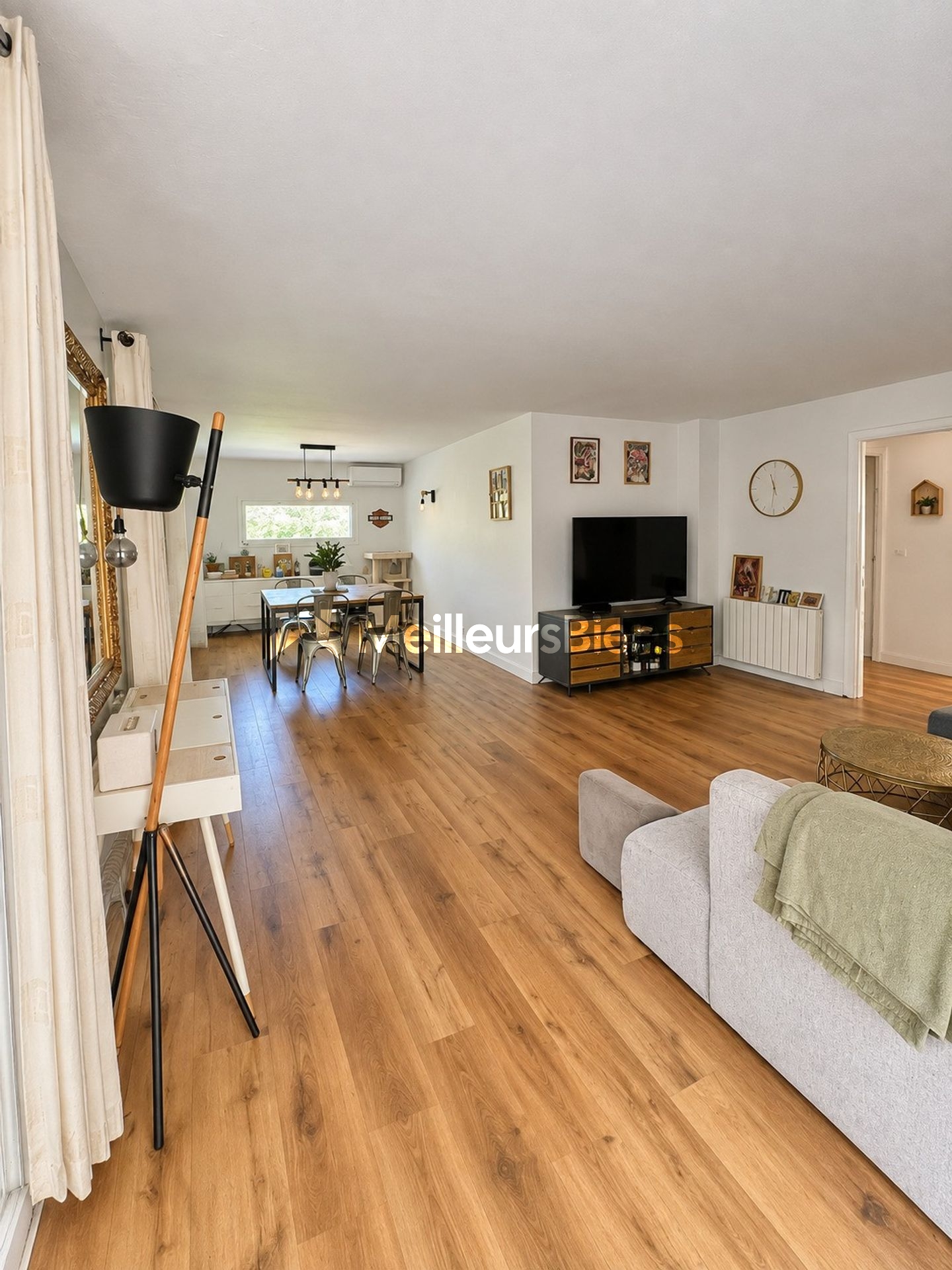 Rez-de-jardin 5 pièces de 179 m² à Marseille 13009, 4 chambres