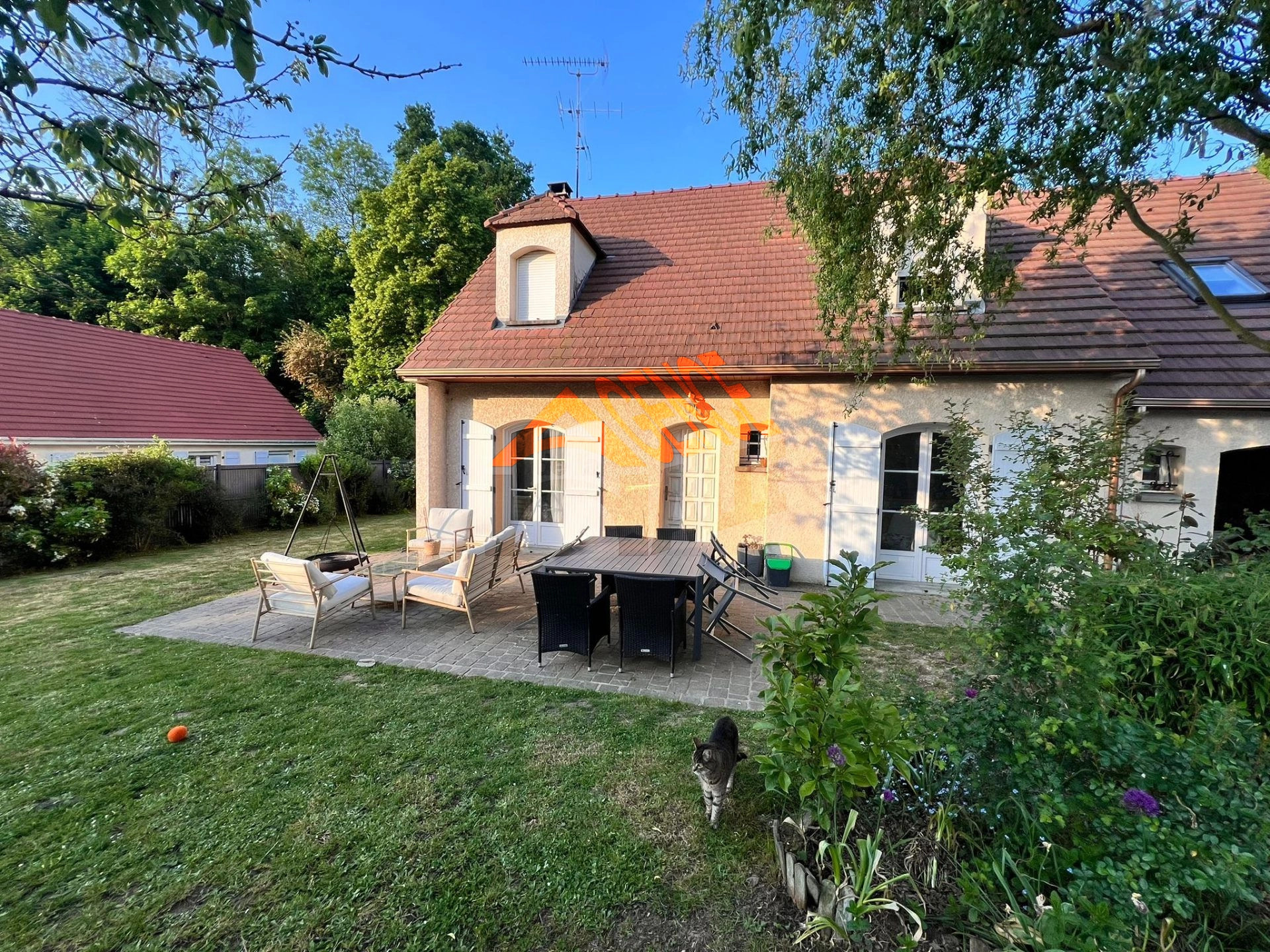 PAVILLON INDIVIDUEL LUZARCHES