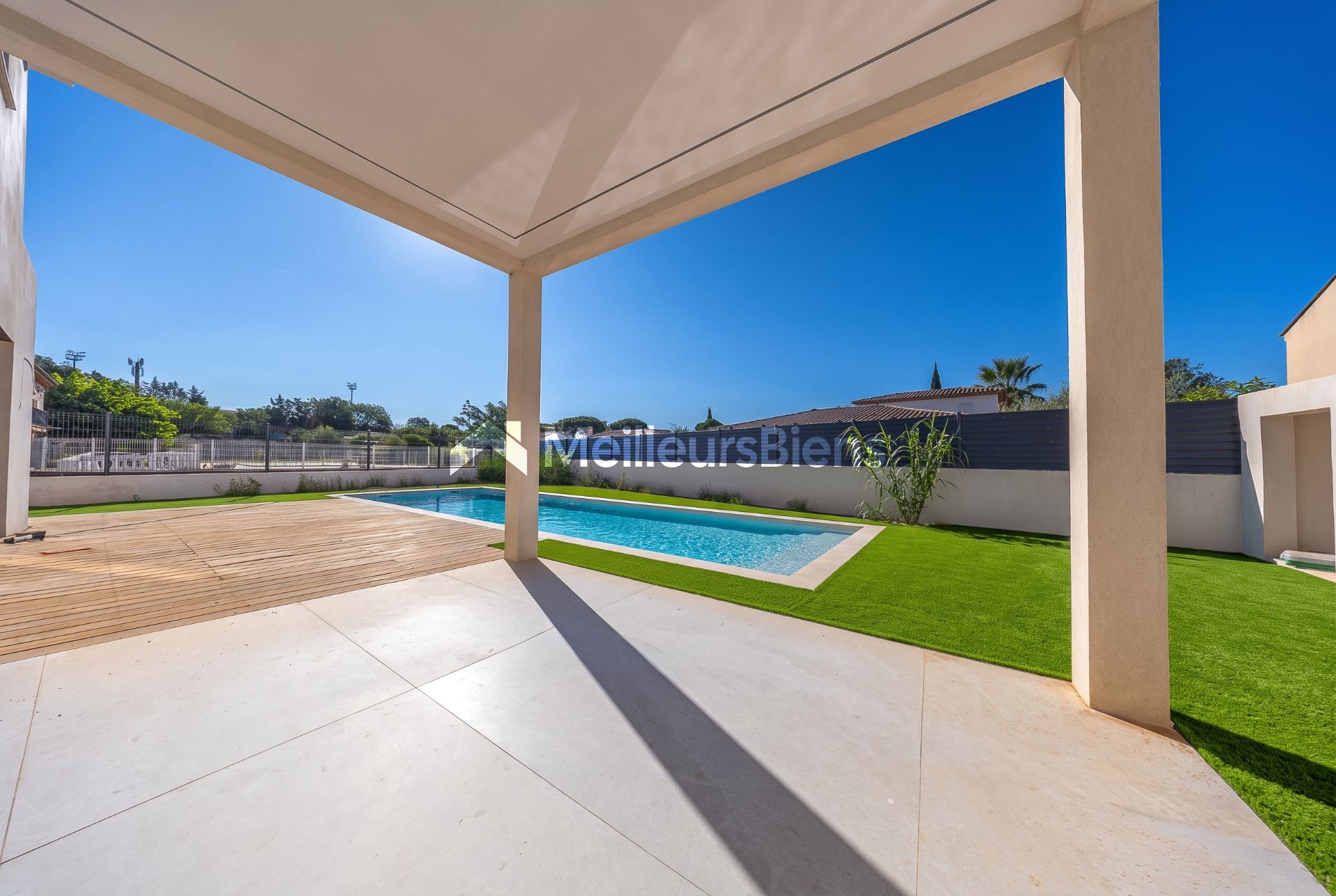 Superbe villa neuve disponible