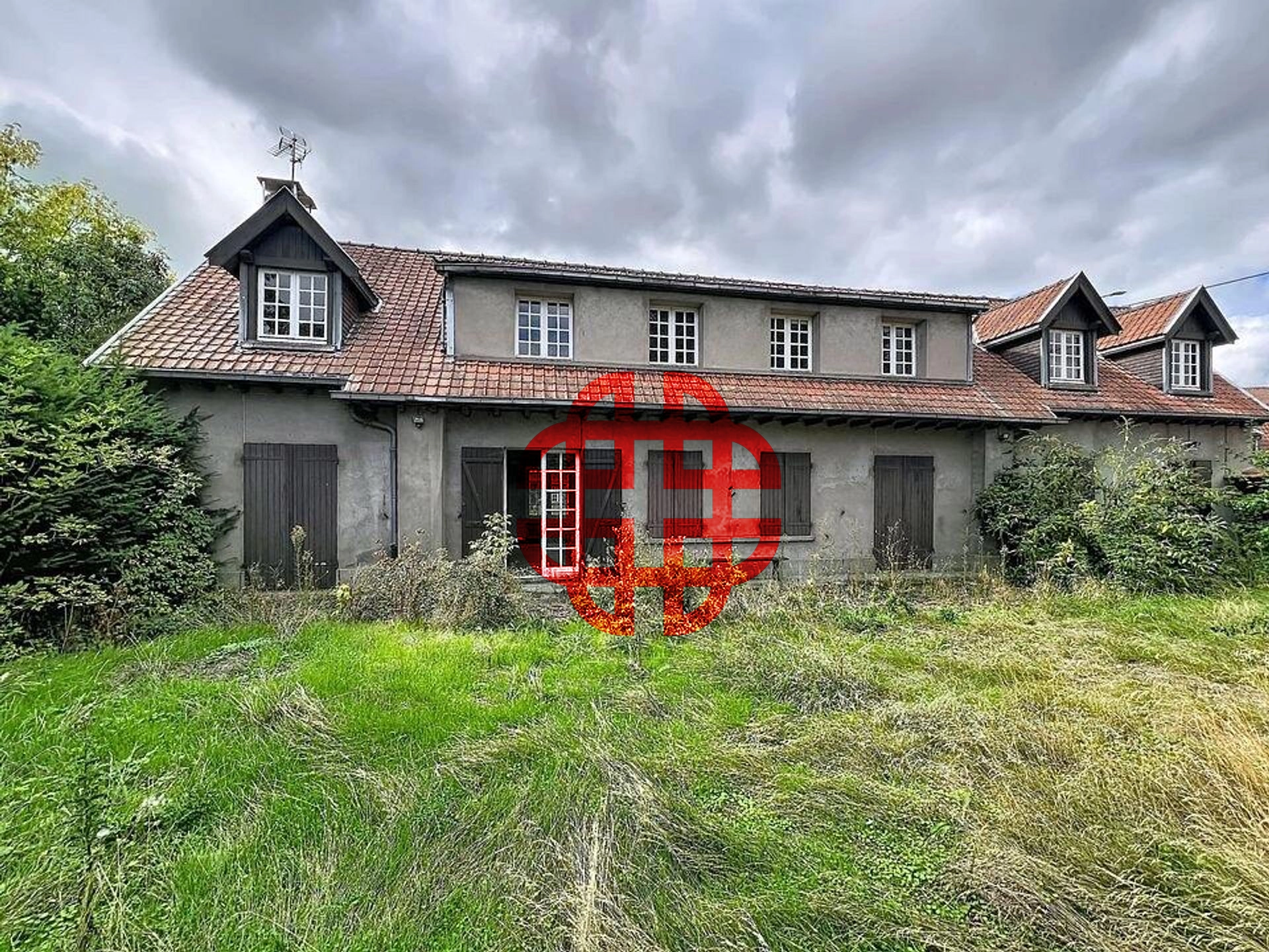 Superbe Ferme de 630 m² implantée sur terrain de 2000 m²