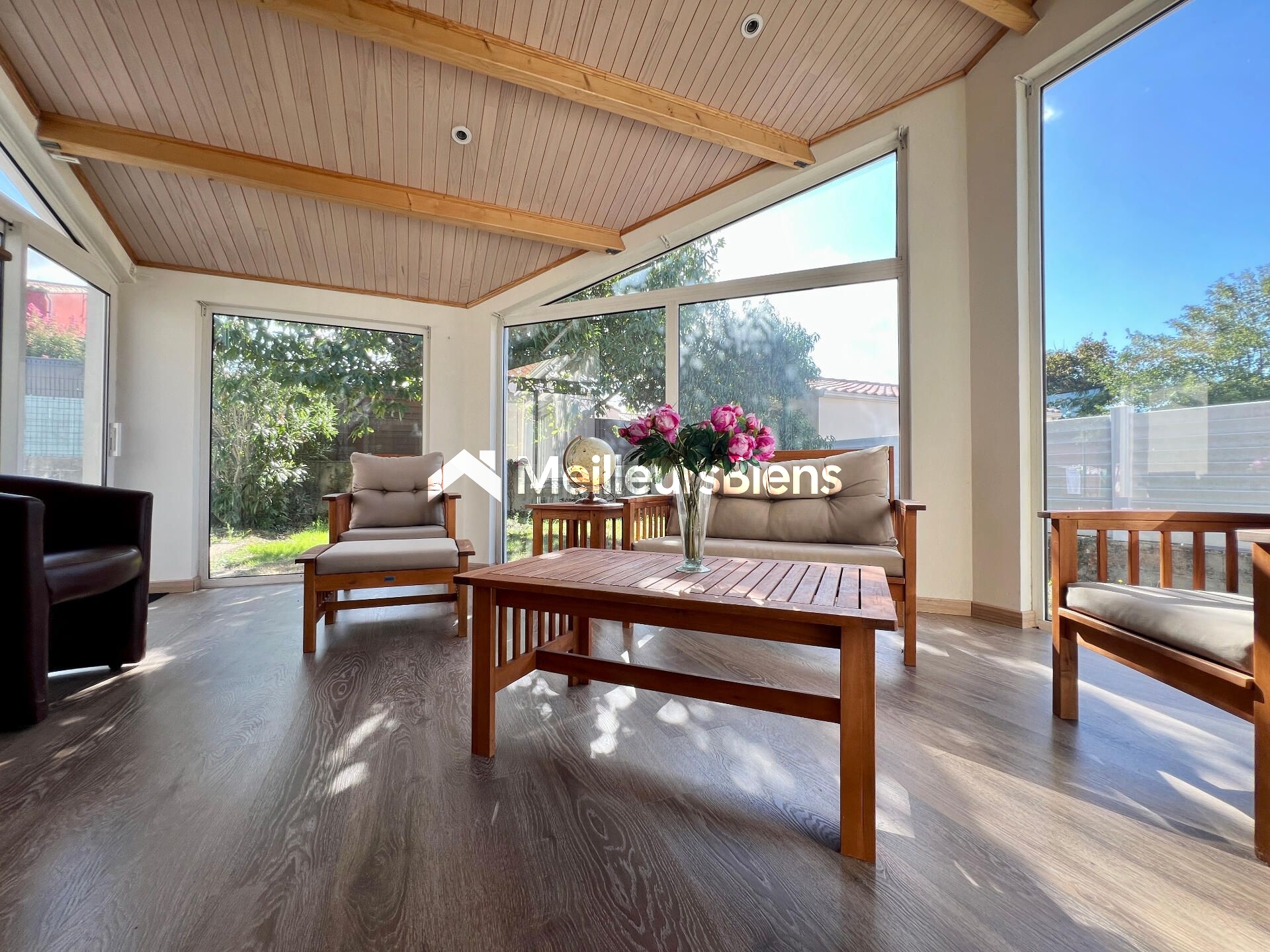 Maison plain-pied 5 pièces 111 m² — La Roche-sur-Yon — impasse au calme, terrain 540 m² piscinable, garage 43 m²