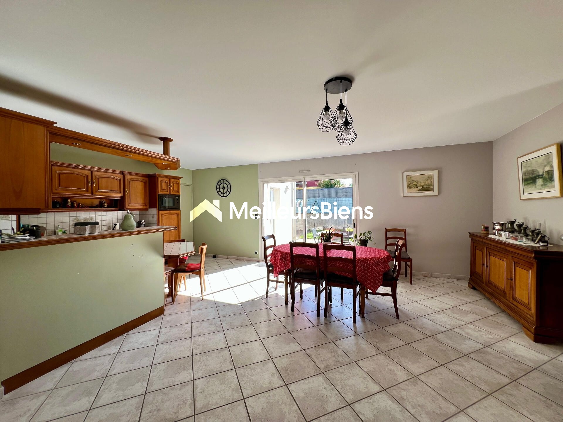 Maison plain-pied 5 pièces 111 m² — La Roche-sur-Yon — impasse au calme, terrain 540 m² piscinable, garage 43 m²