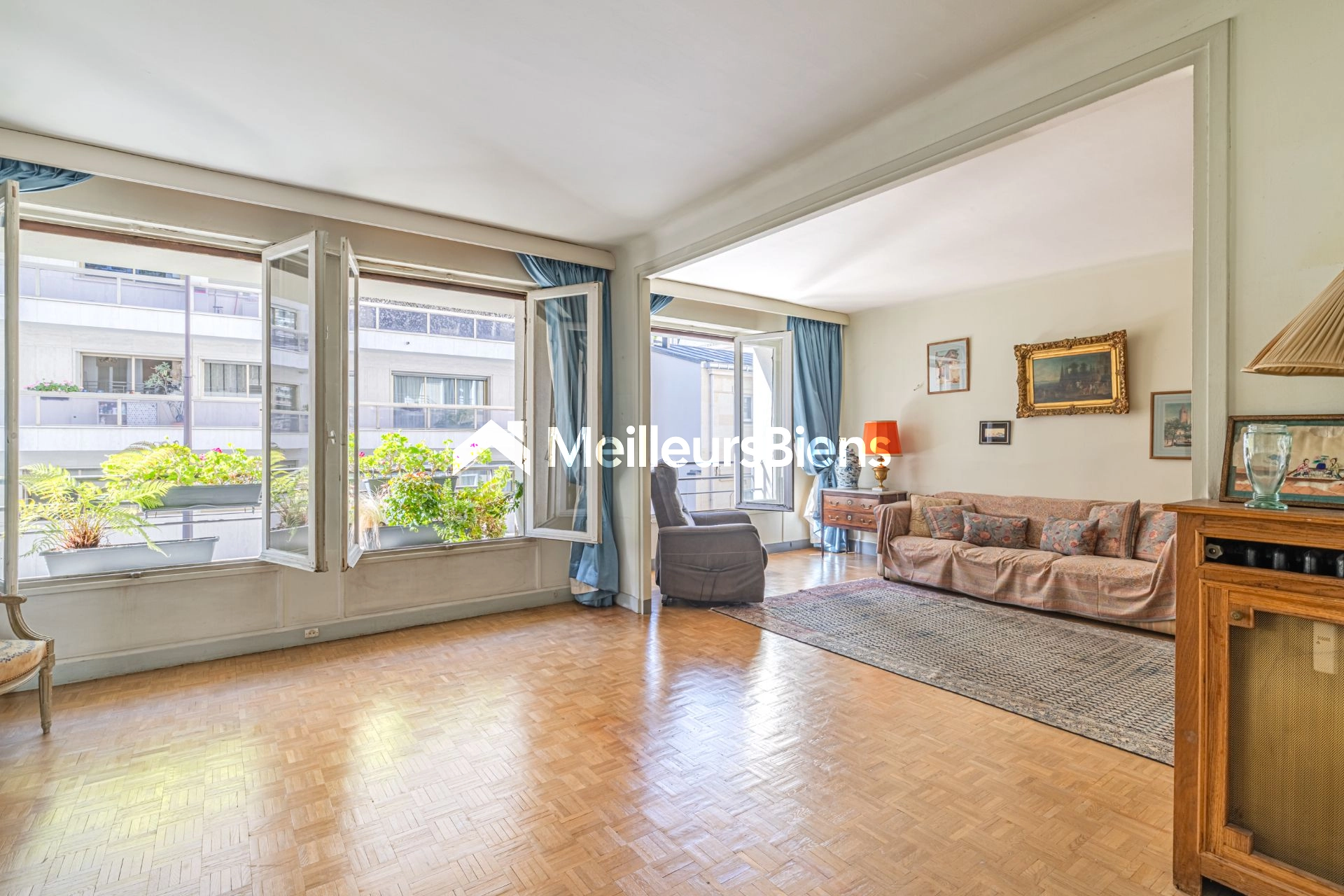Paris 16ᵉ – Secteur Victor Hugo / Rue de la Pompe Rue Spontini | Appartement 4 pièces à rénover avec balcon – 73,52 m²