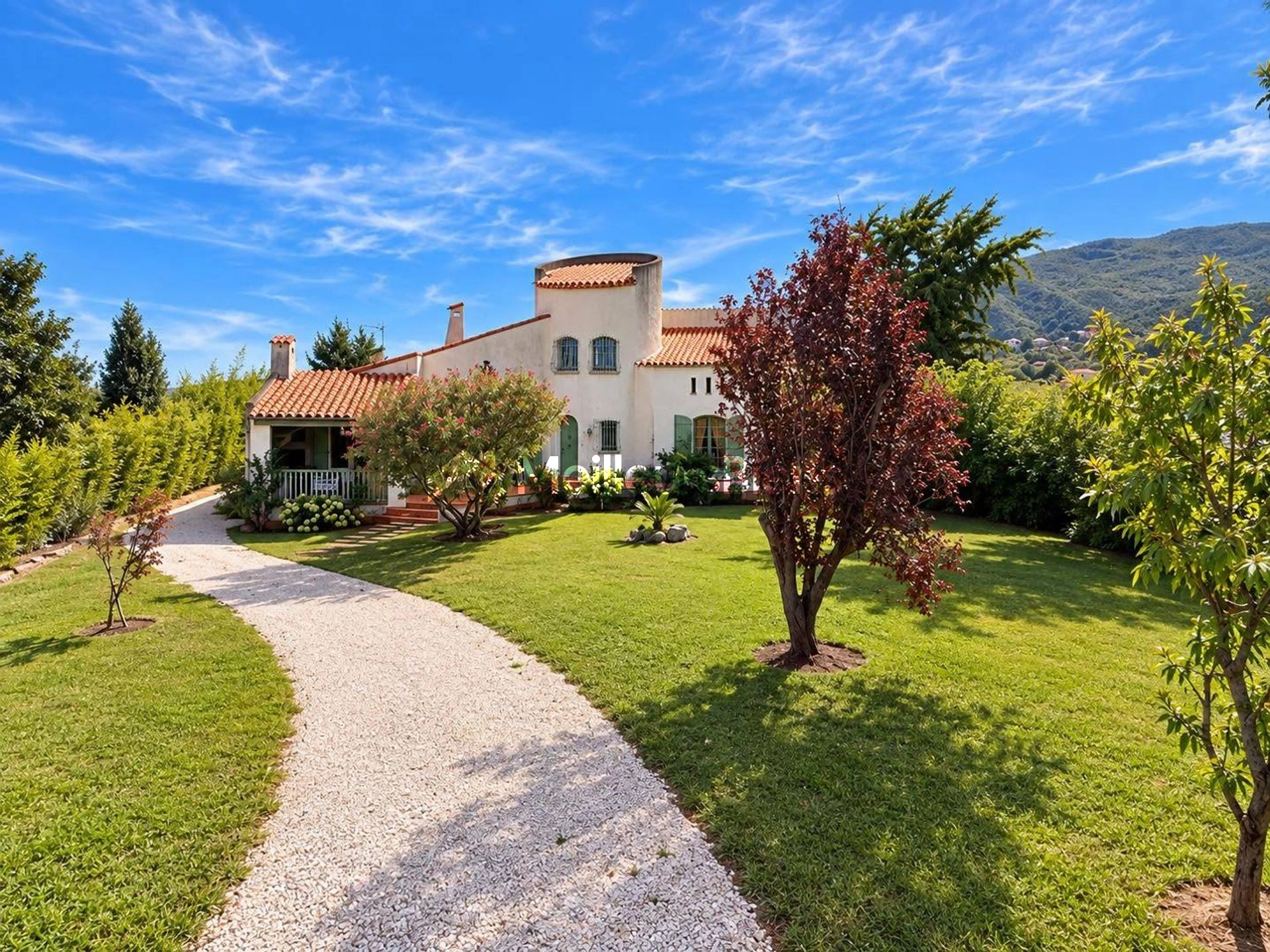 MAISON FAMILIALE T6 DE 176 M² – JOCH (66)
