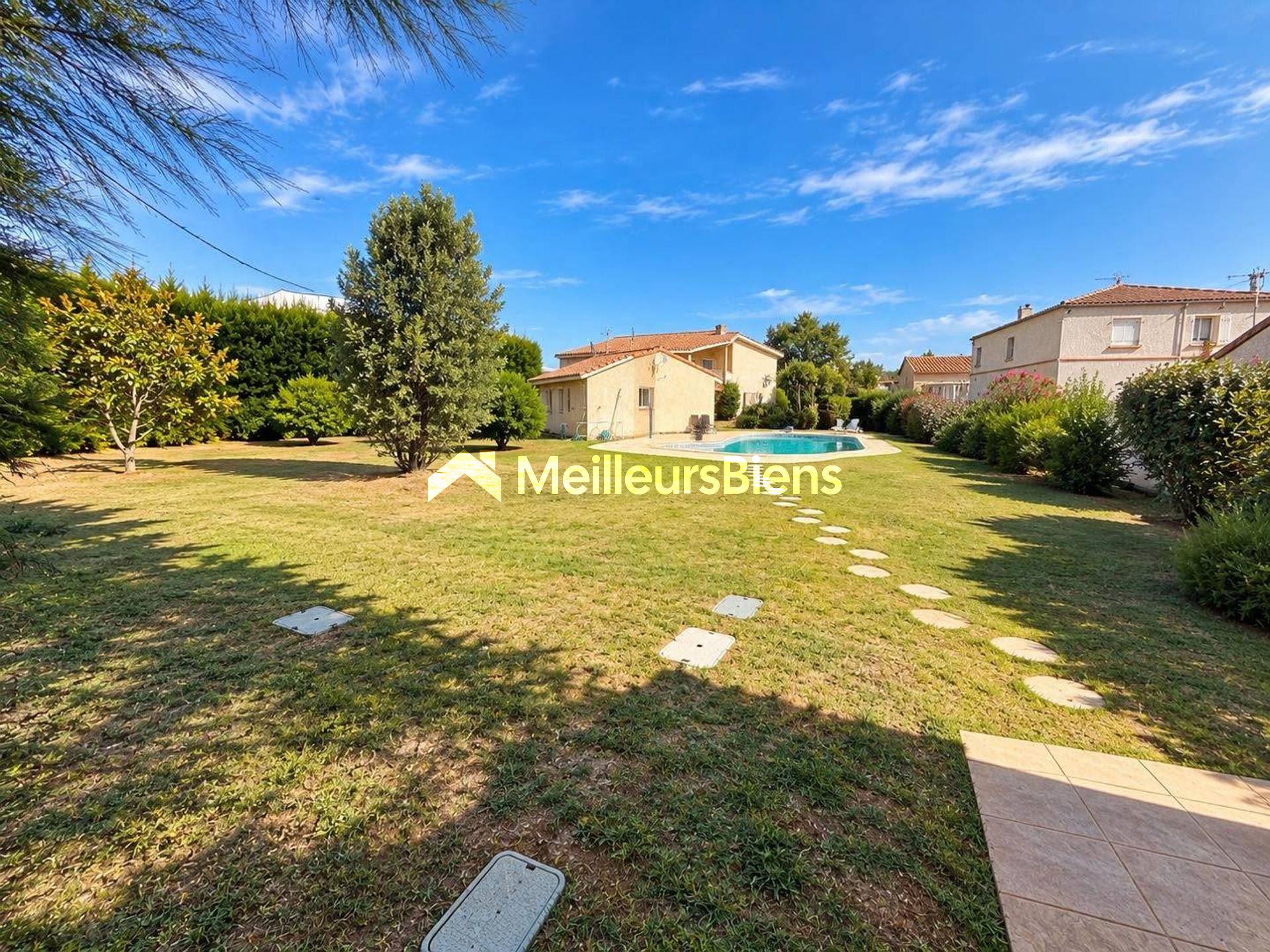 Maison spacieuse de 280 m² sur parcelle de 1760 m² à Villelongue-de-la-Salanque