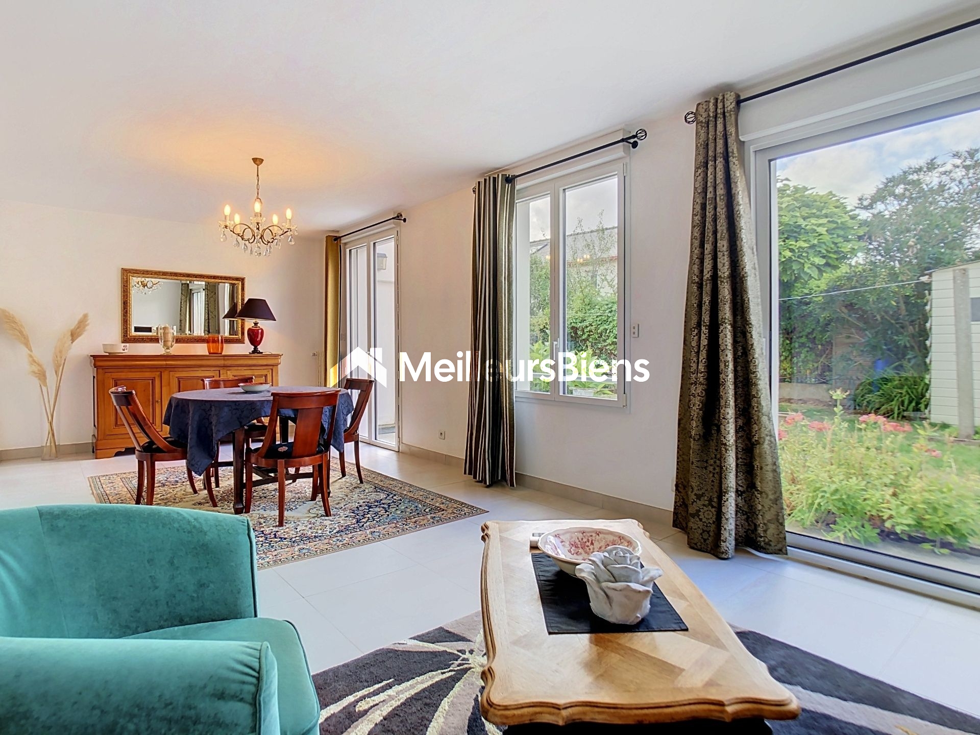 Belle maison familiale rénovée avec jardin et garage