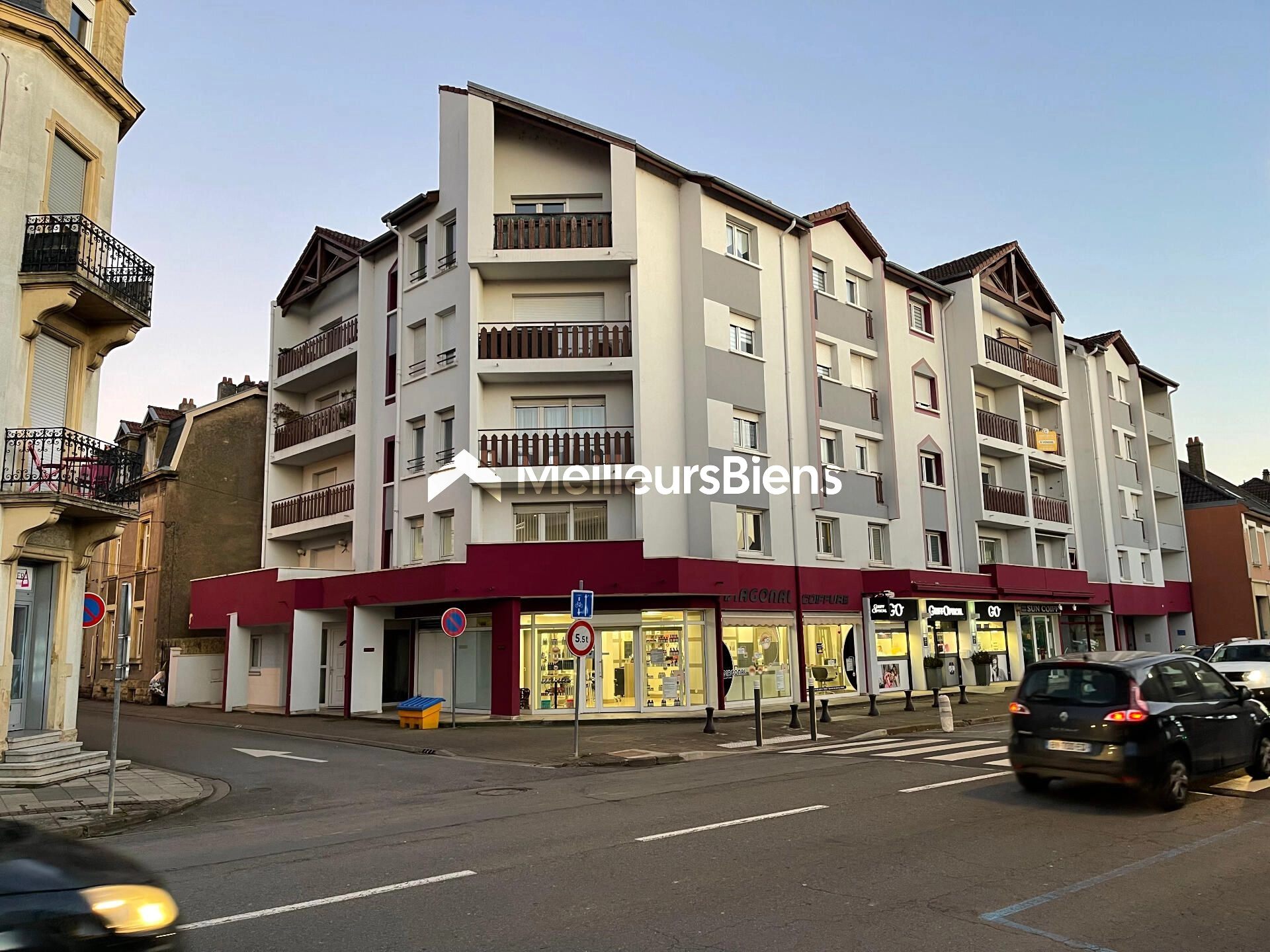 Appartement F2 de 60 m² avec ascenseur, cave et garage à Maizières-lès-Metz