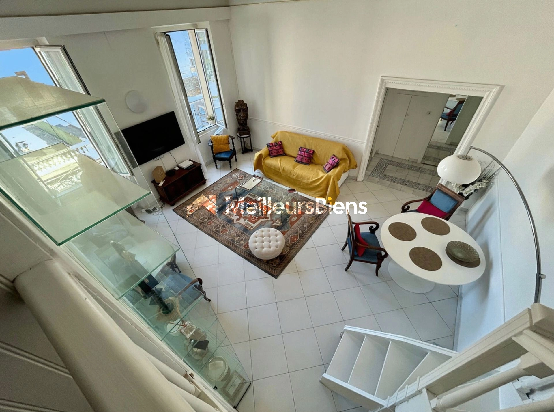 Cannes-rue d'Antibes : 2-3 pièces 57 m2, idéal location saisonnière