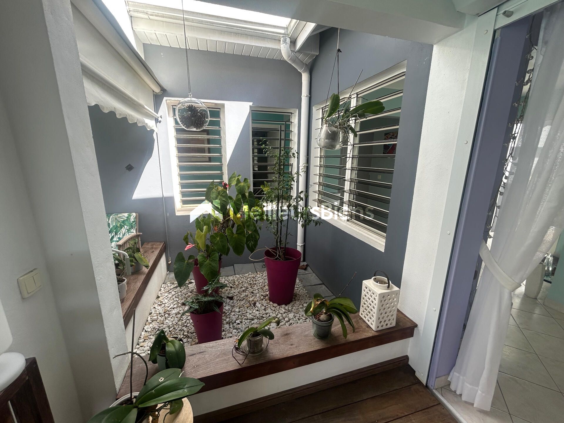 Maison 3 chambres + bungalow