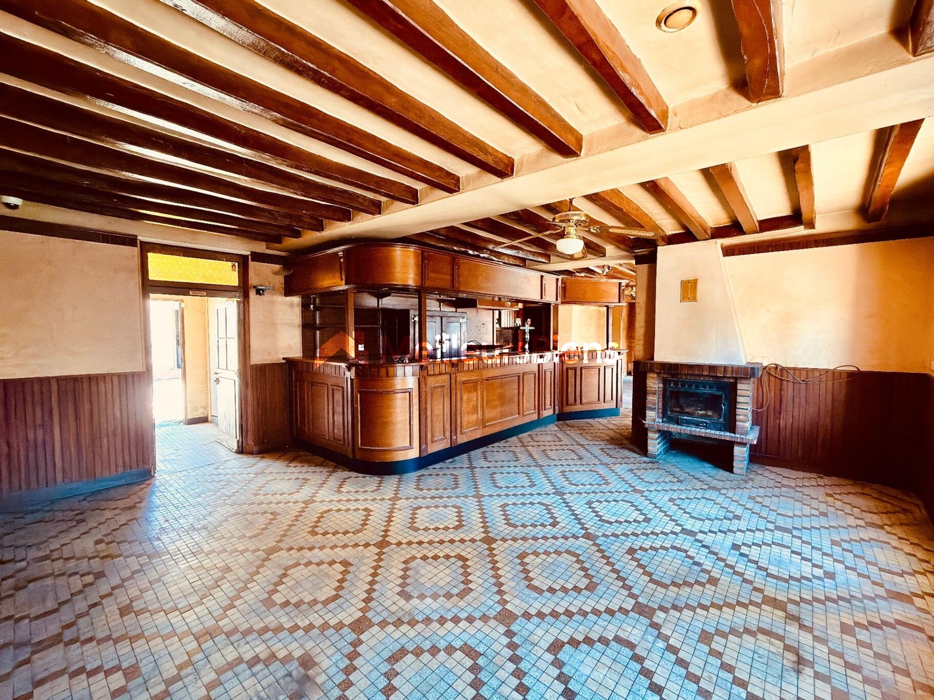 Immeuble 5 pièces 234 m² · à Villemandeur · 234 m² · 199 000 €