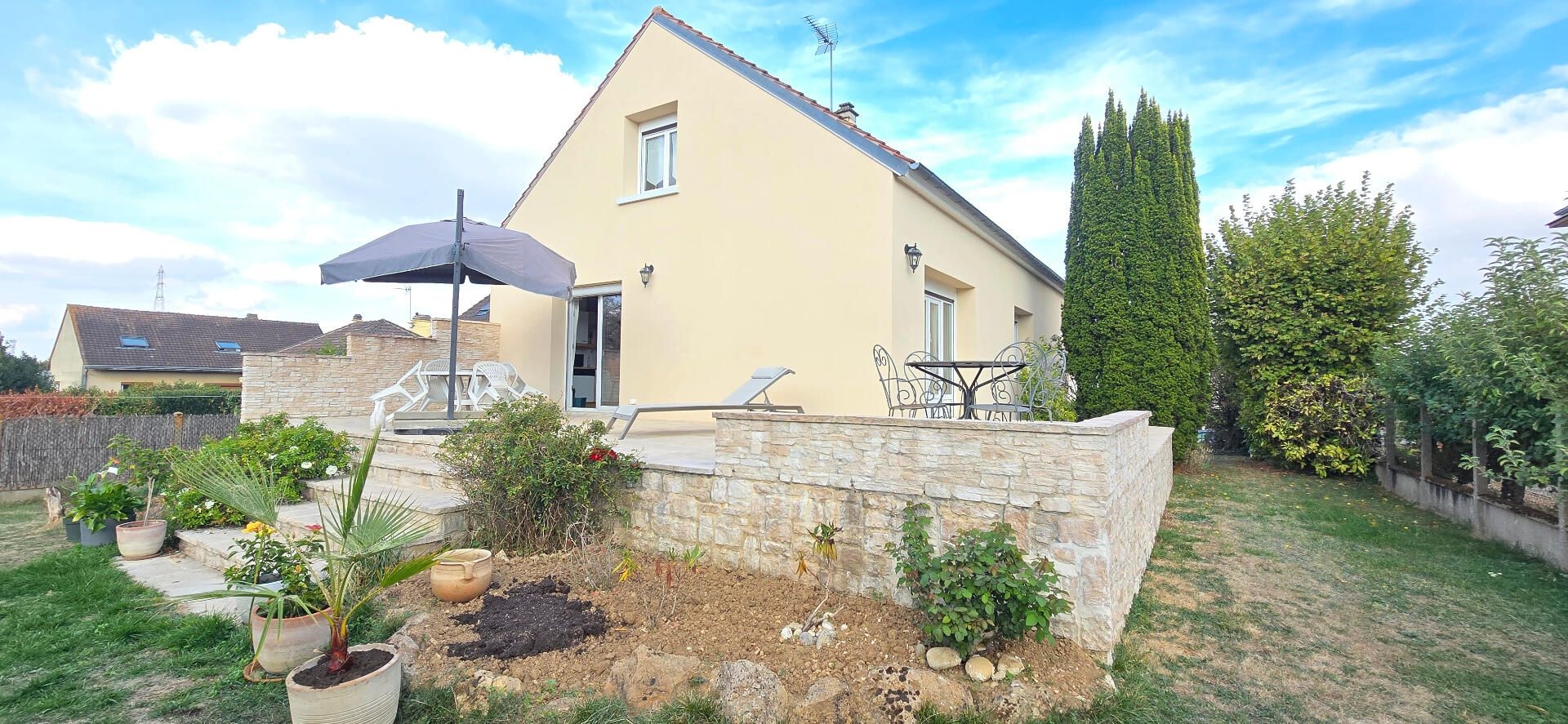 Maison 5 pièces 124 m² · à Barjouville · 124 m² · 269 990 €
