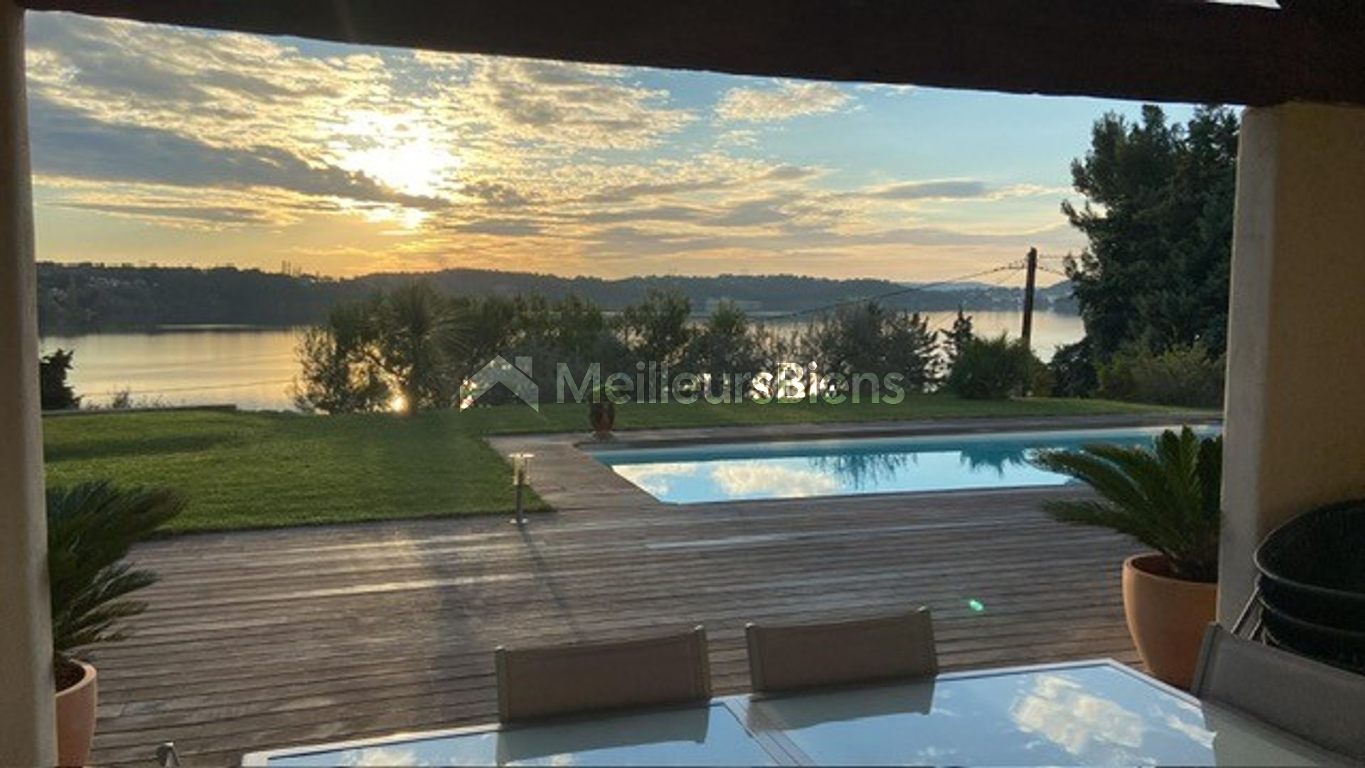 Maison 6 pièces 172 m² · à Istres · 172 m² · 877 000 €
