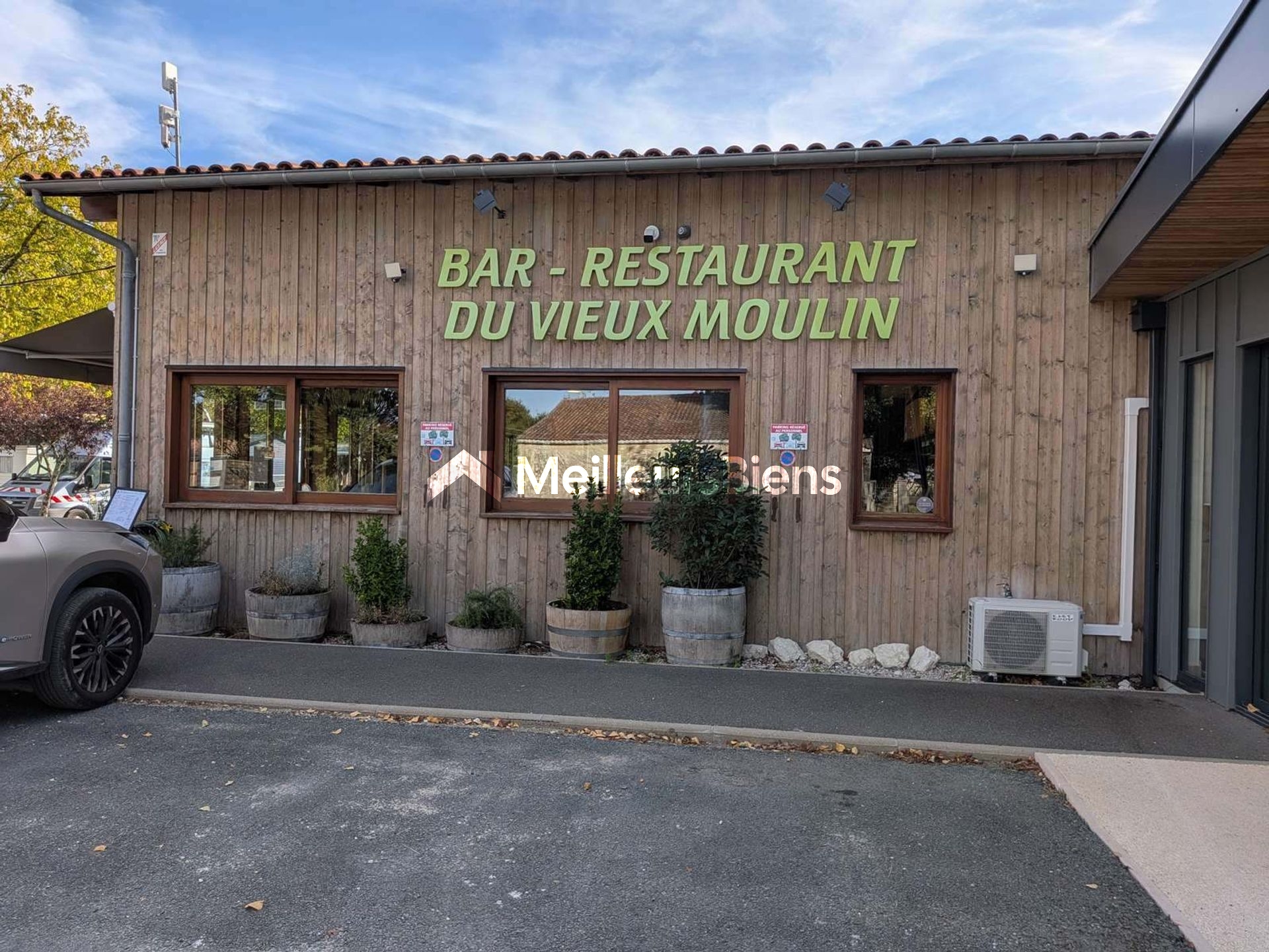 Local commercial 6 pièces 165 m² · à Vensac · 165 m² · 83 750 €