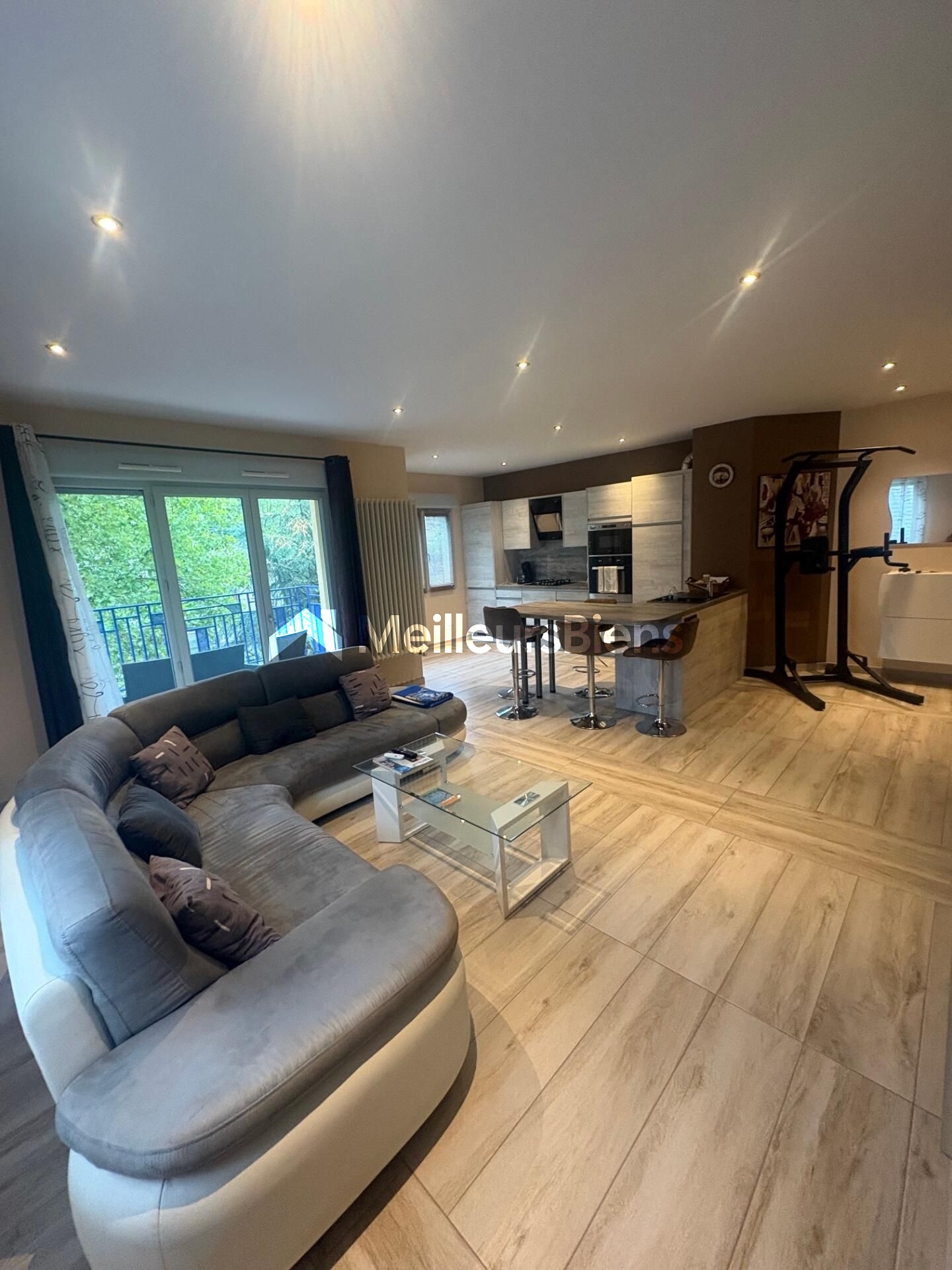 Appartement 4 pièces 75 m² · à Crémieu · 75 m² · 299 000 €