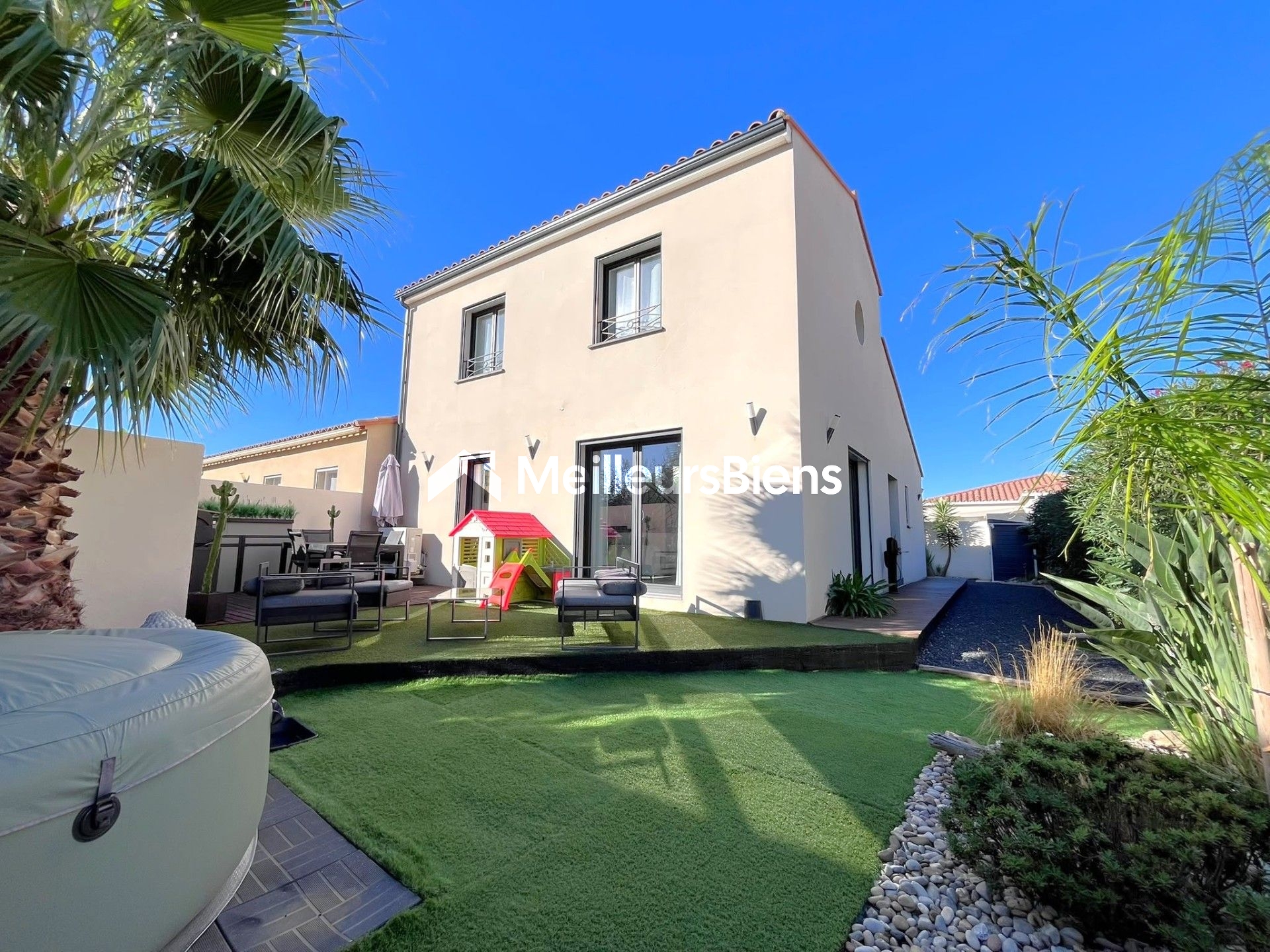 Maison 4 pièces 100 m² · à Baho · 100 m² · 295 000 €