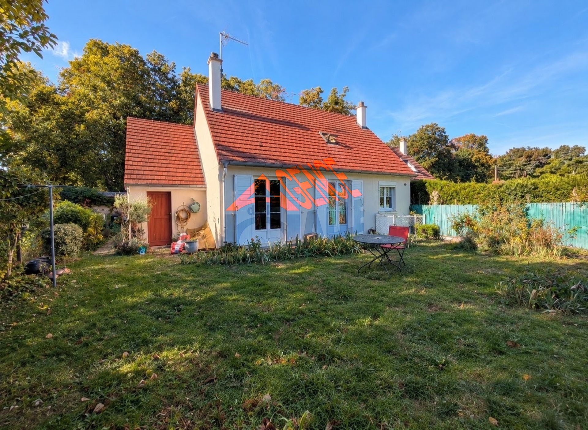 Maison 6 pièces 110 m² · à Luzarches · 110 m² · 325 000 €