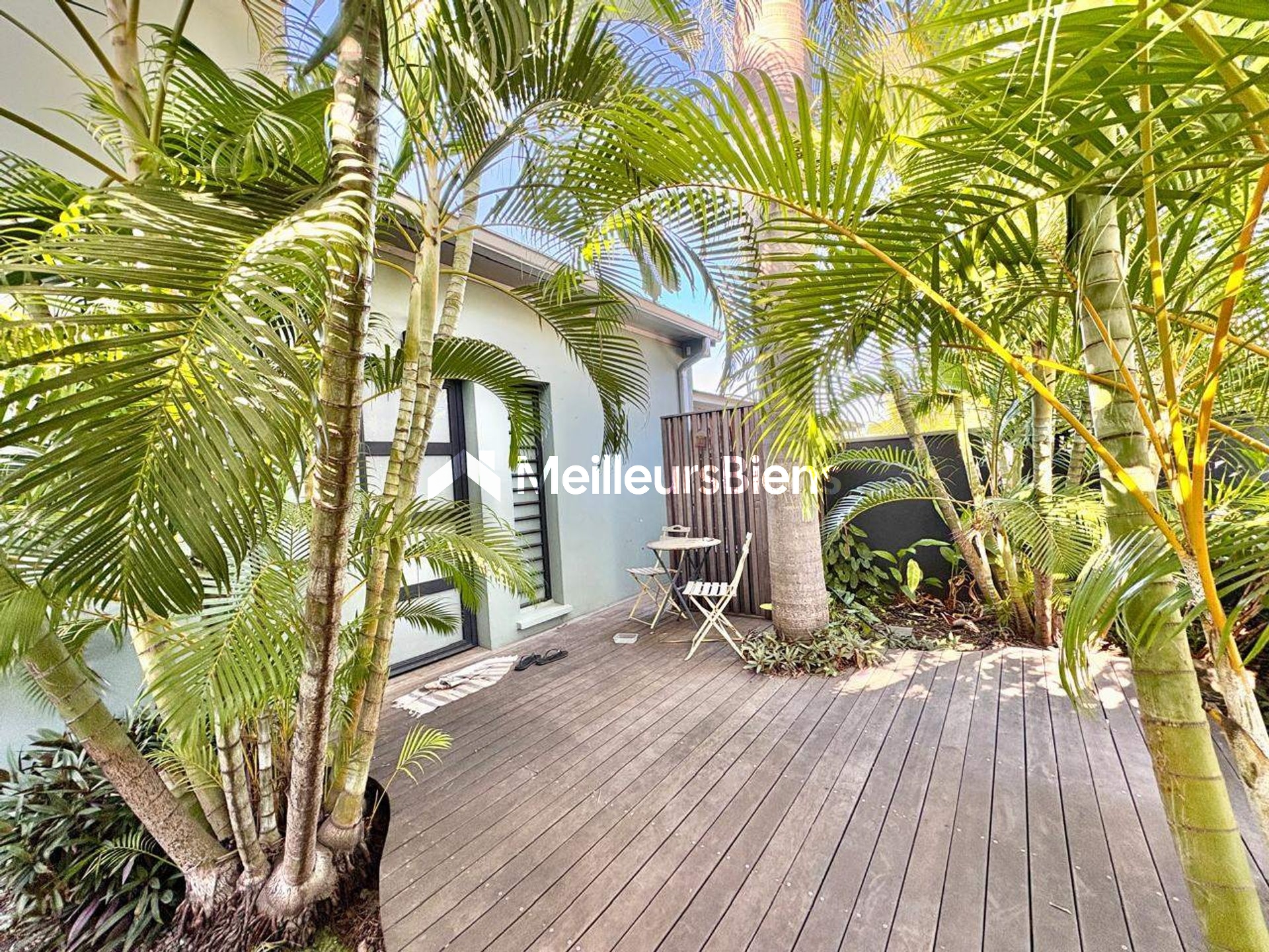 Maison 6 pièces 137 m² · à L'Étang-Salé · 137 m² · 530 000 €