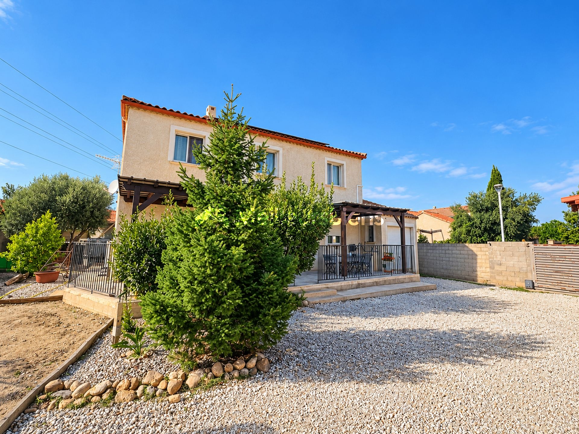 Maison 6 pièces 157 m² · au Soler · 157 m² · 374 000 €