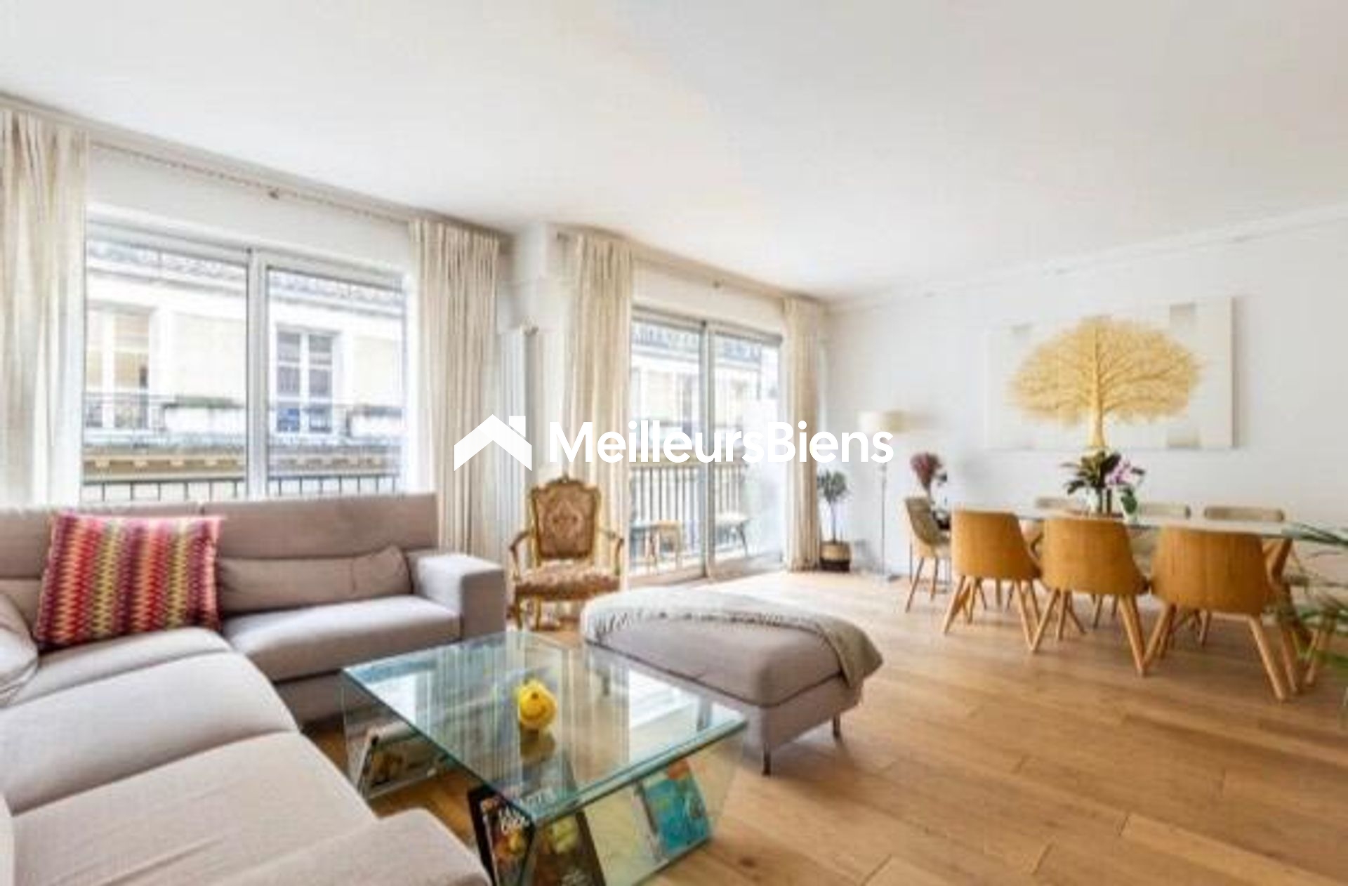 Appartement 4 pièces 90 m² · à Paris · 90 m² · 1 310 000 €