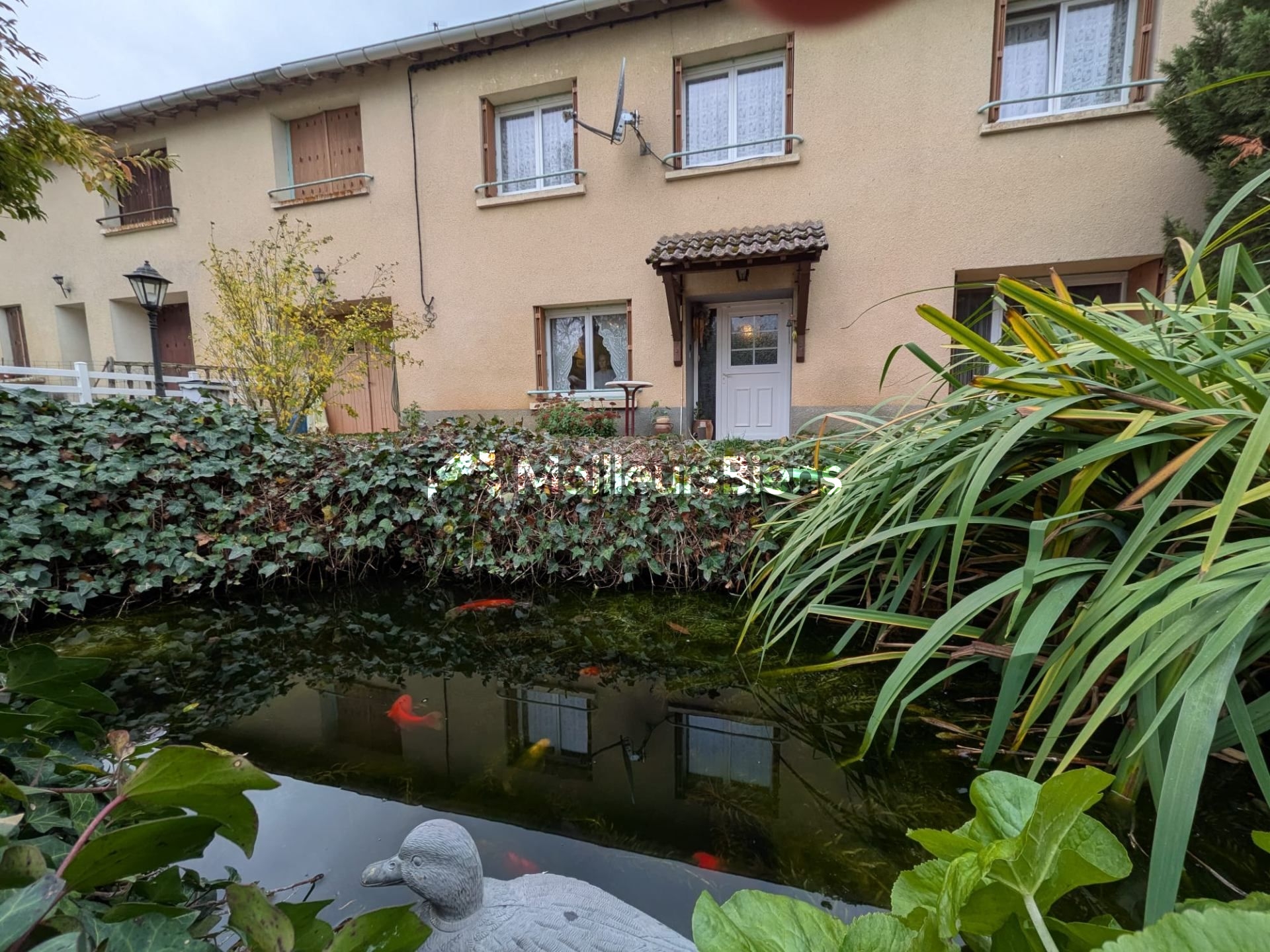 Maison 5 pièces 170 m² · à Millières · 170 m² · 99 000 €