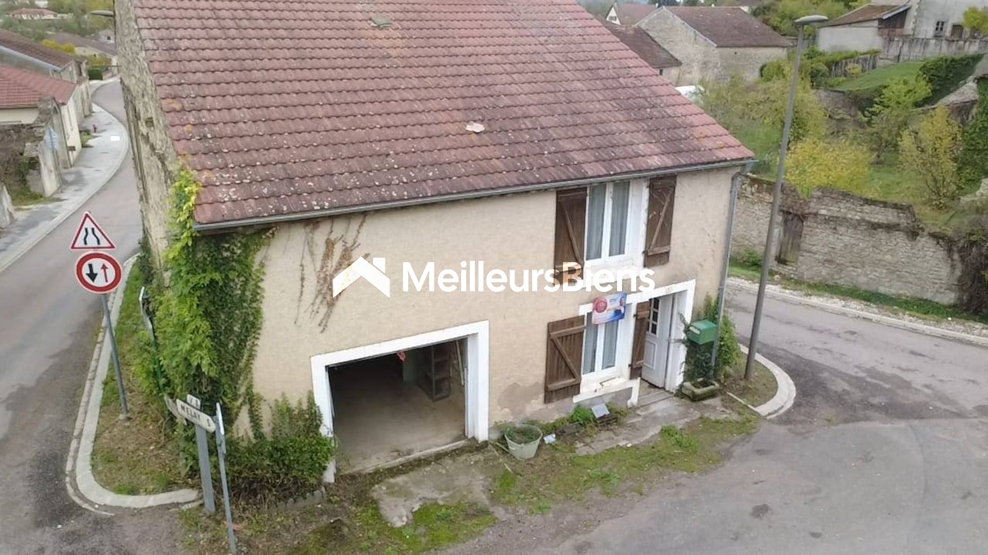 Maison 4 pièces 104 m² · à Bourbonne-les-Bains · 104 m² · 25 000 €