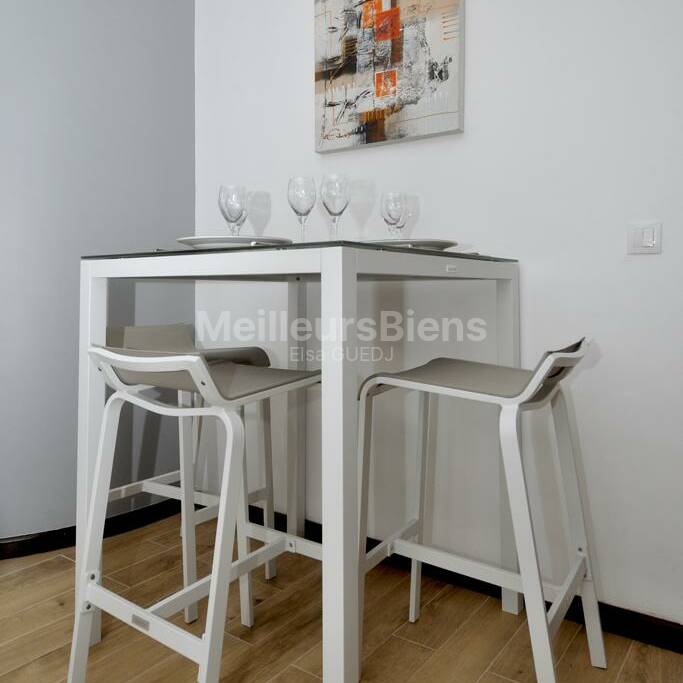 SIMPLE & COSY T2
