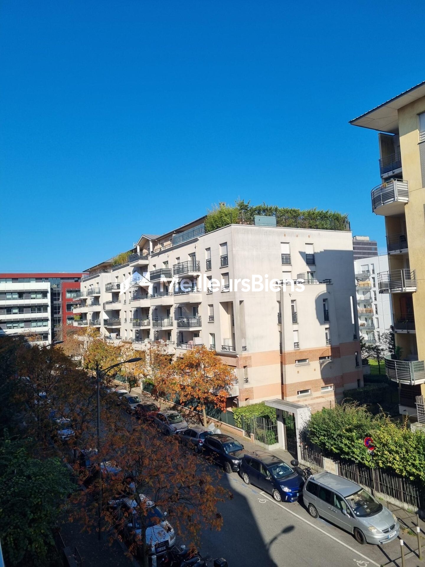 STUDIO MEUBLE INVESTISSEMENT LOCATIF METRO L11 à Rosny sous Bois Perrier