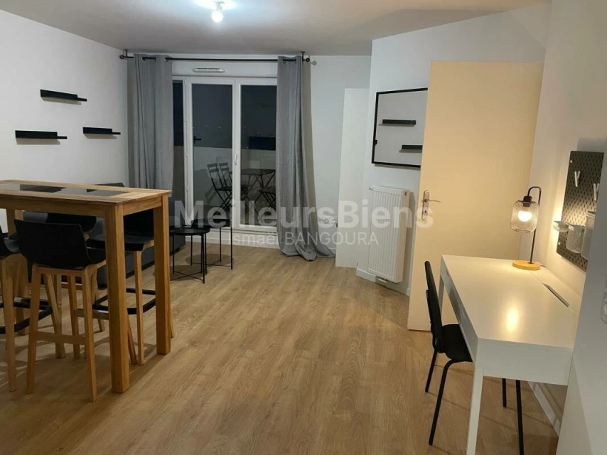 2 pièces neuf loué meublé avec terrasse et parking