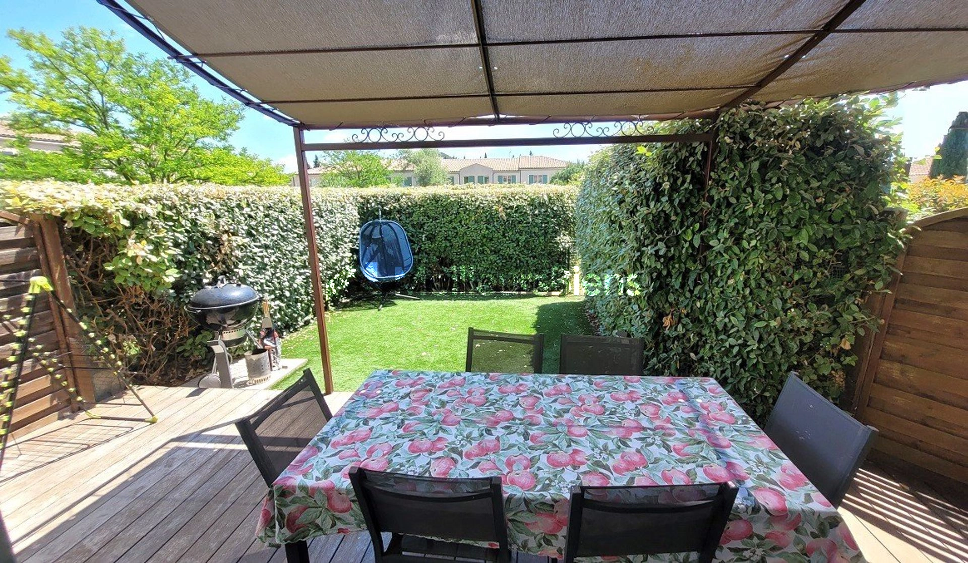 Maison de ville 85m²- 3 Chambres Garage Cave Terrasse Jardin