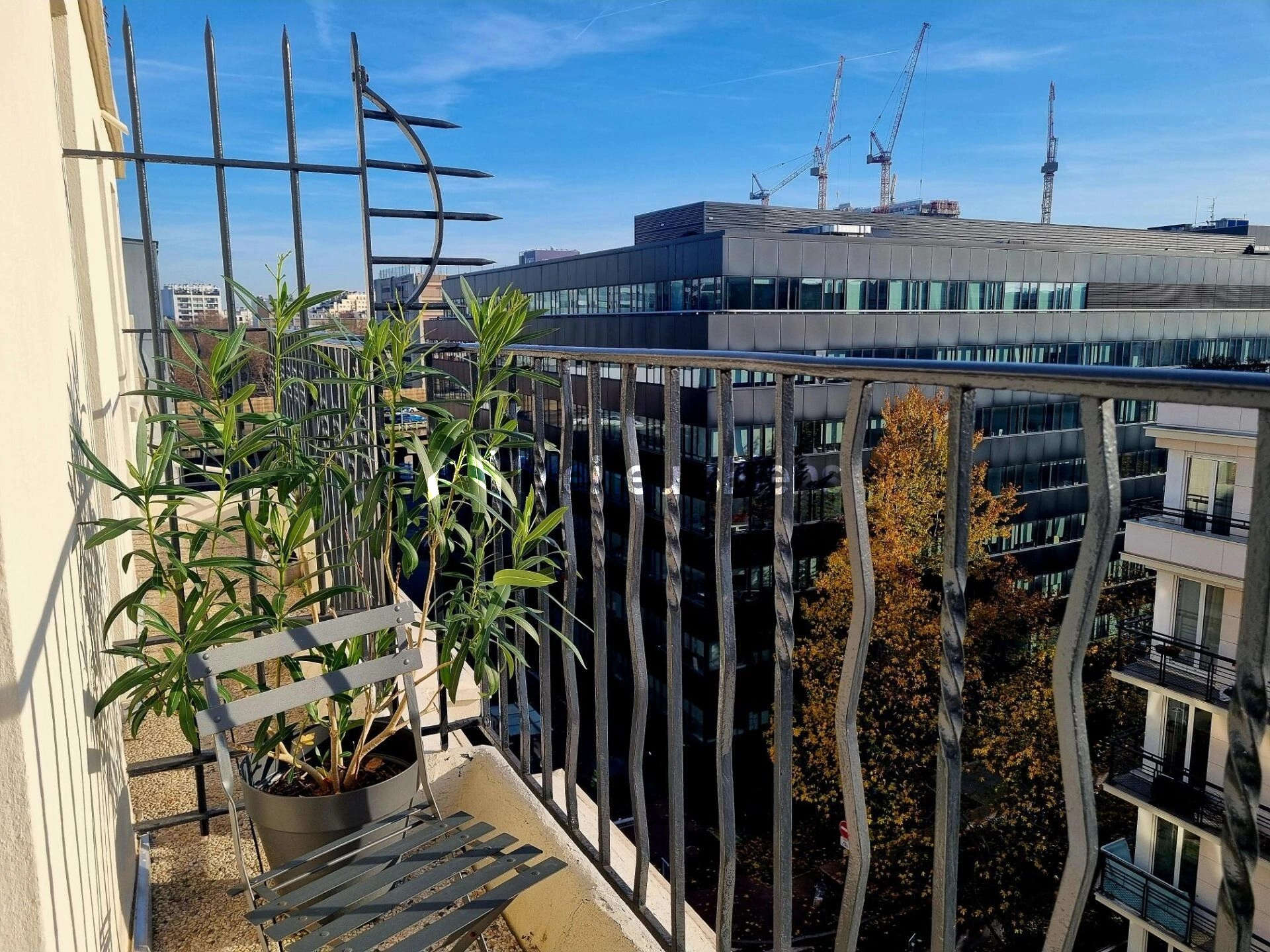 ISSY les Moulineaux F3 au 7ème ciel avec deux balcons