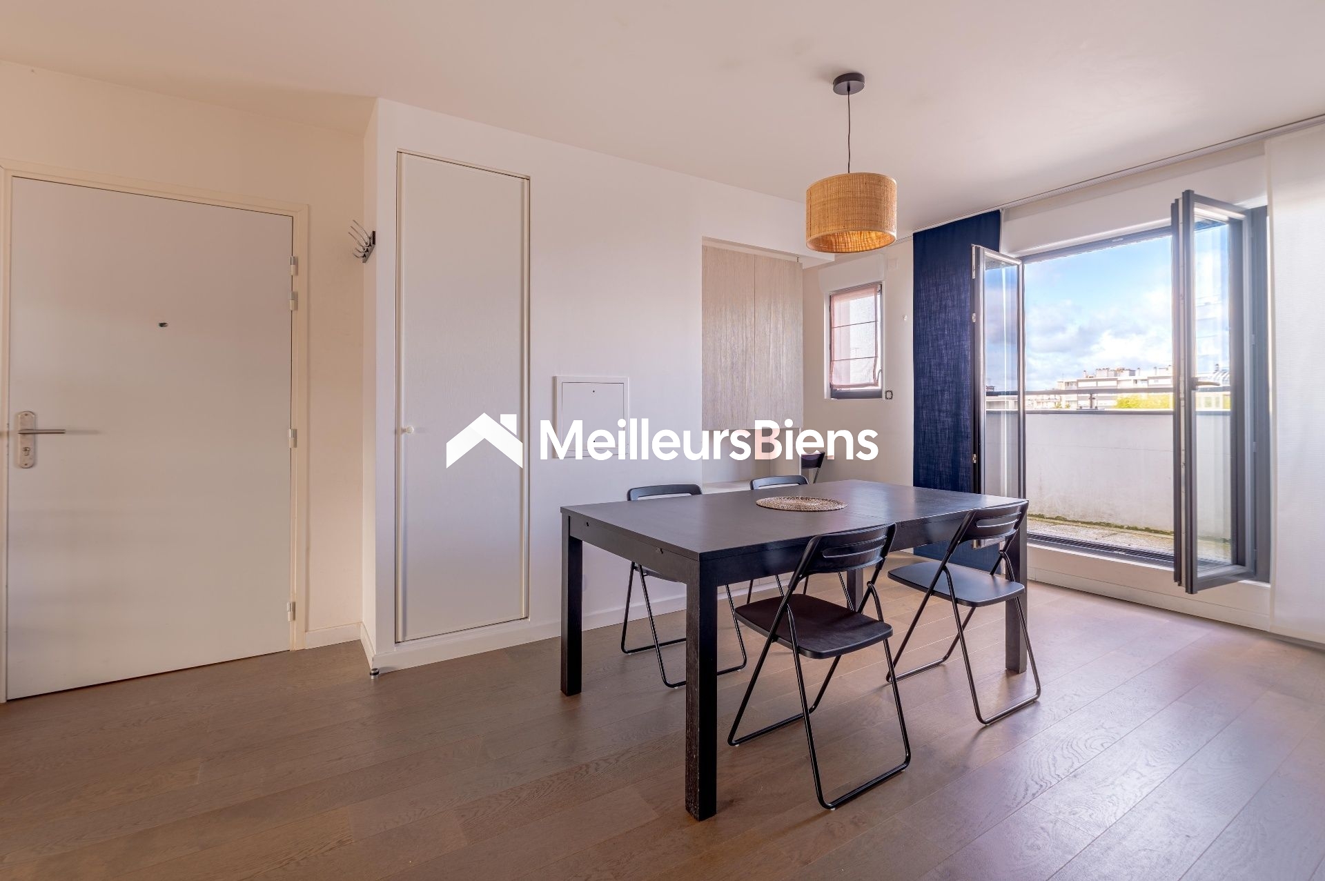 Appartement 3 pièces dernier étage Montrouge