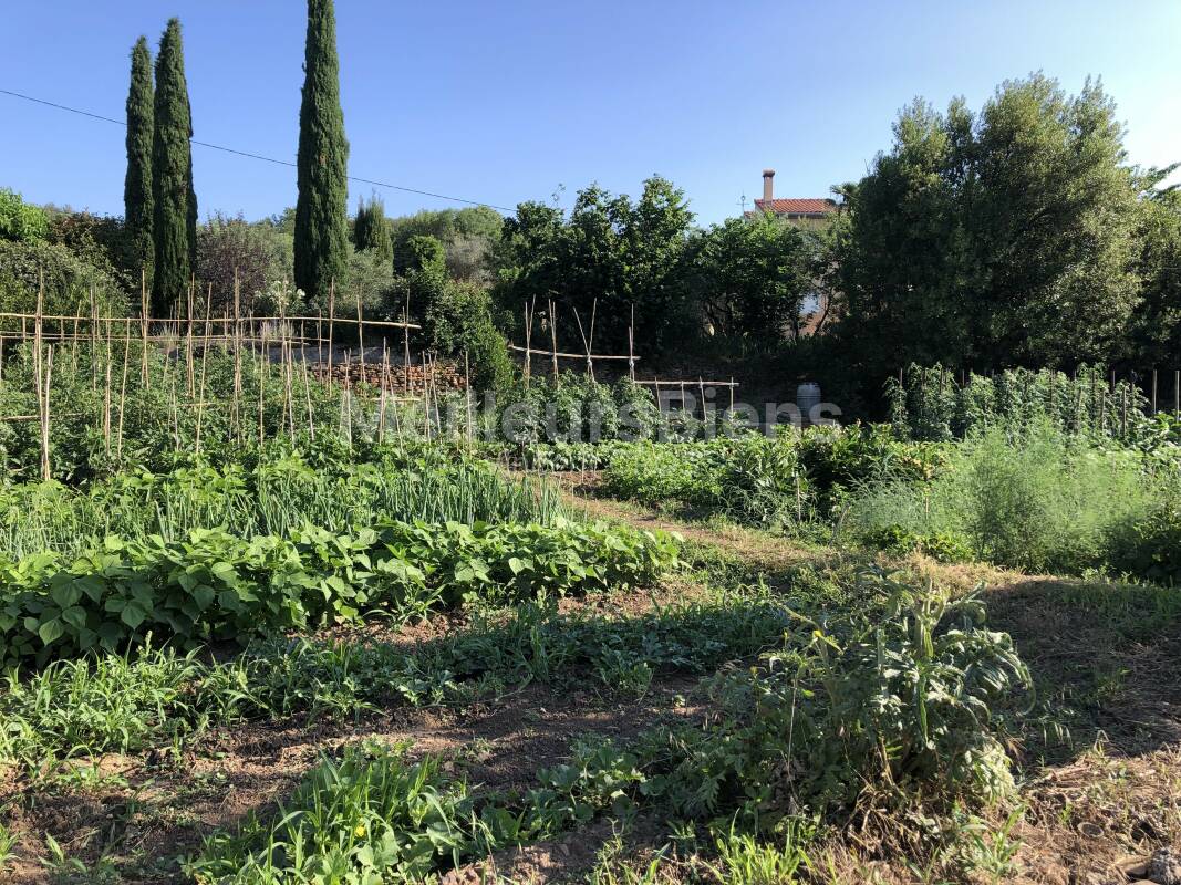 Terrain 675m² Loiras
