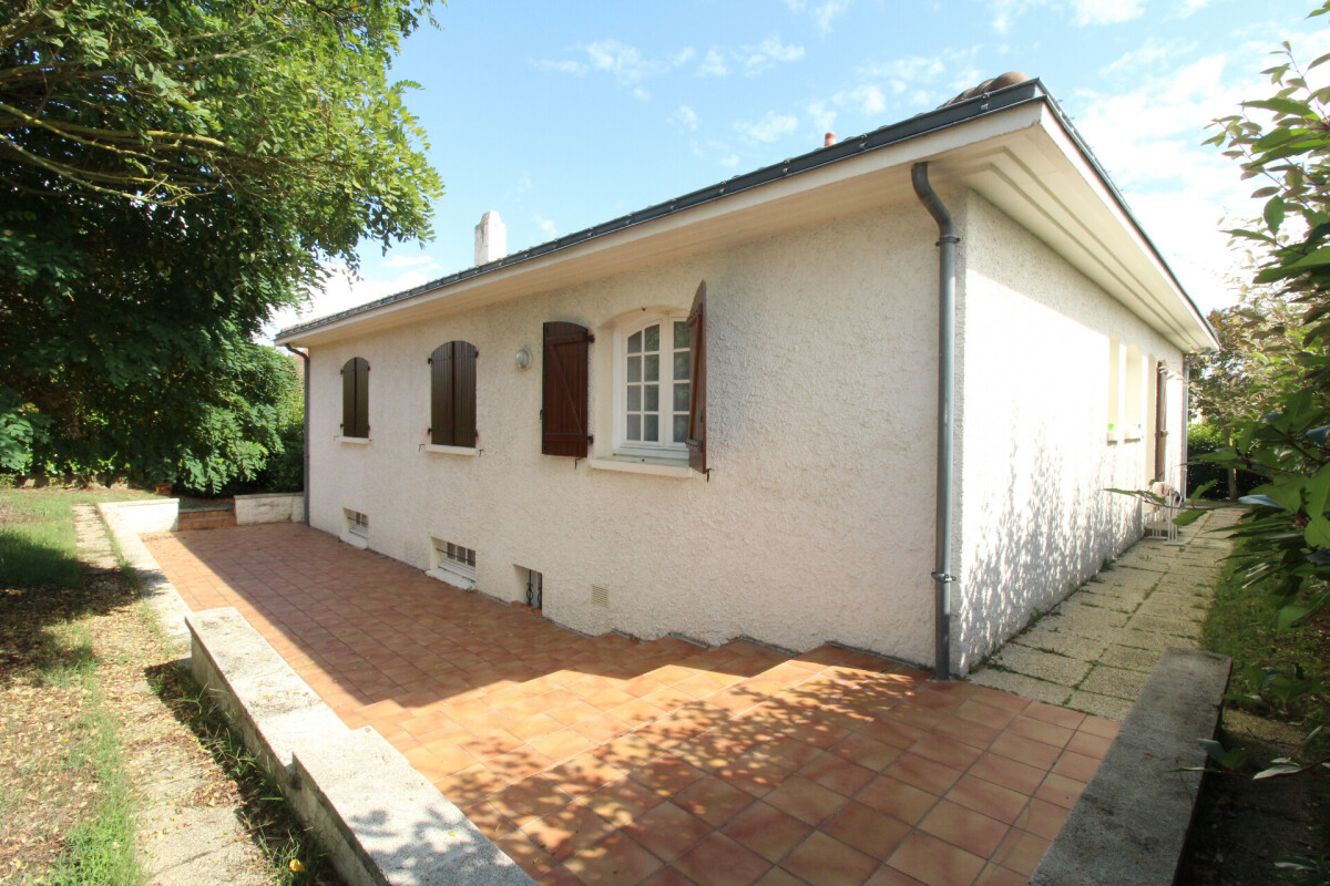 CHOLET, QUARTIER LE PLESSIS, JOLI PAVILLON SANS MITOYENNETÉ