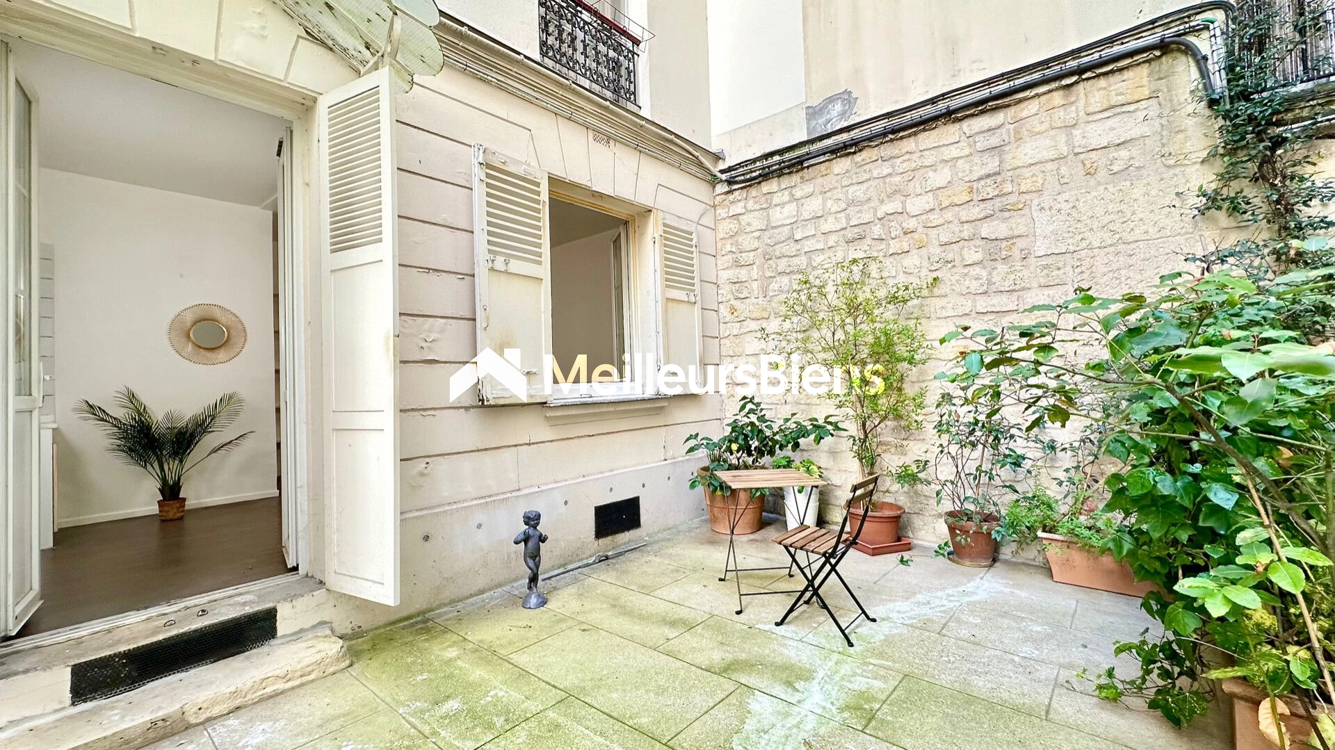 Studio plein coeur de Montmartre