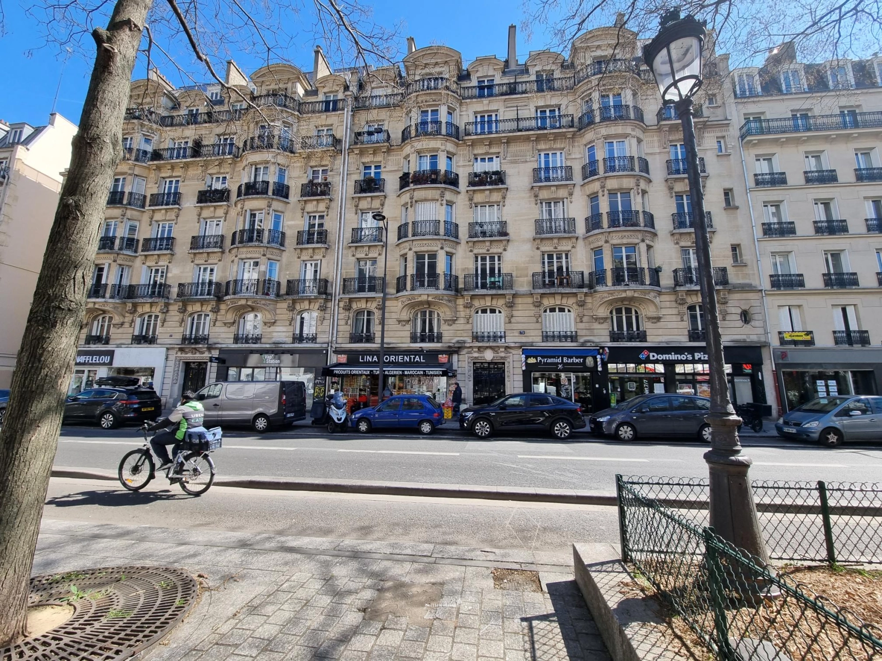 Studio au calme parquet et cheminée