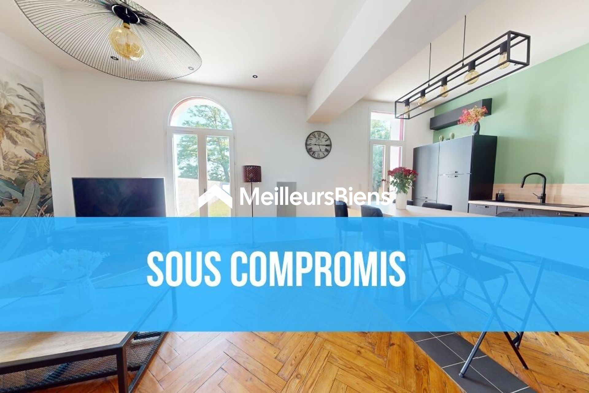 Maison contemporaine de plain-pied de 104 m2 sur 700 m2