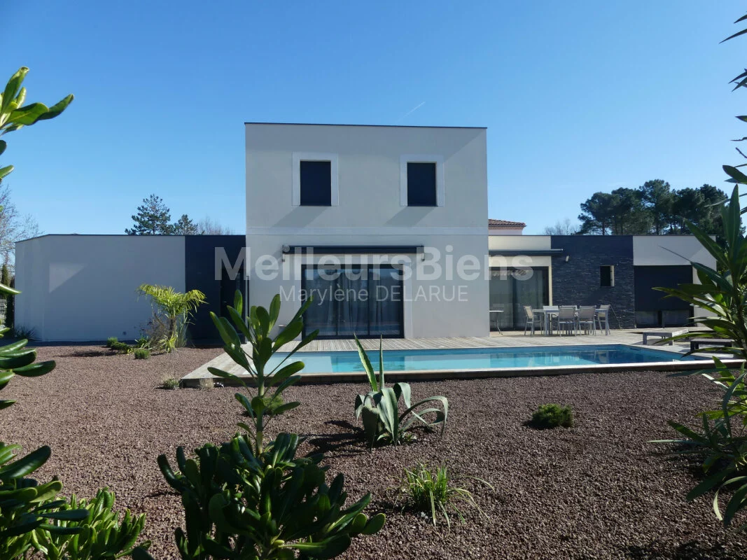 Très belle maison moderne avec vue dégagée - La Brède